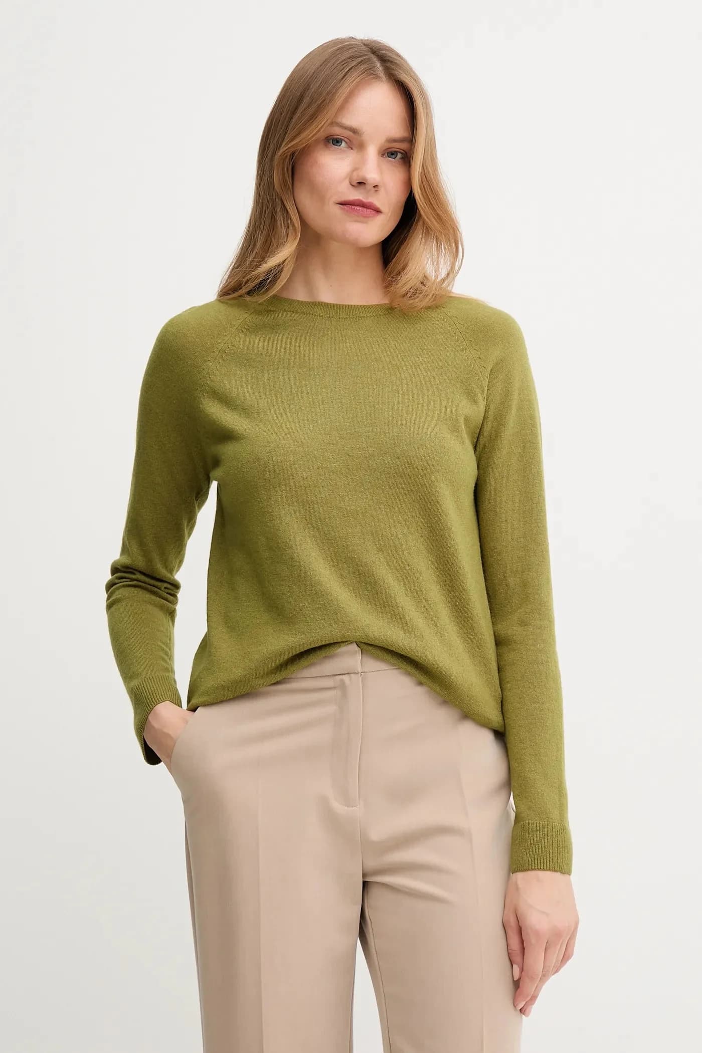 Свитер из смесовой шерсти