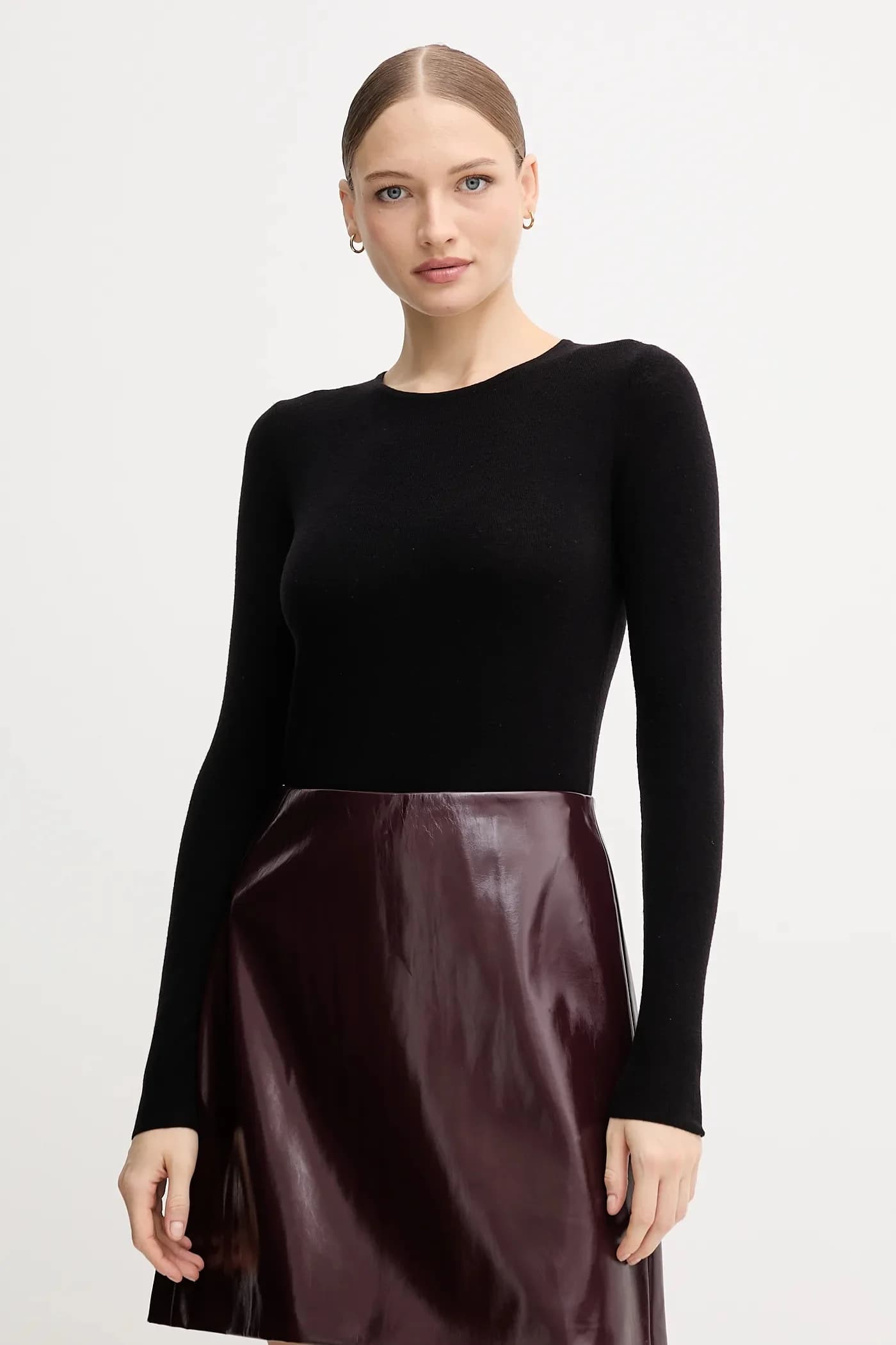 Шерстяной свитер