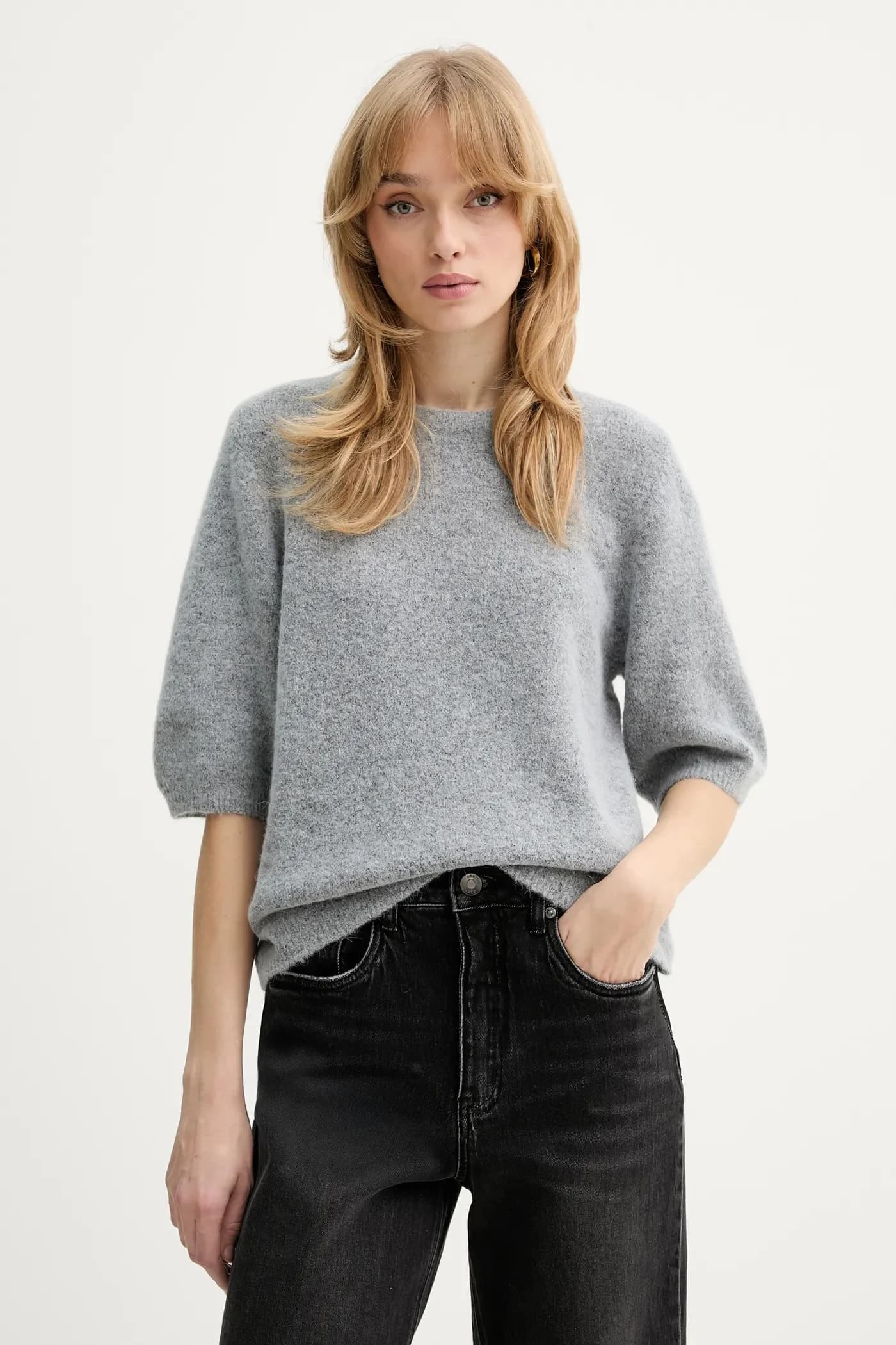 Свитер из смесовой шерсти