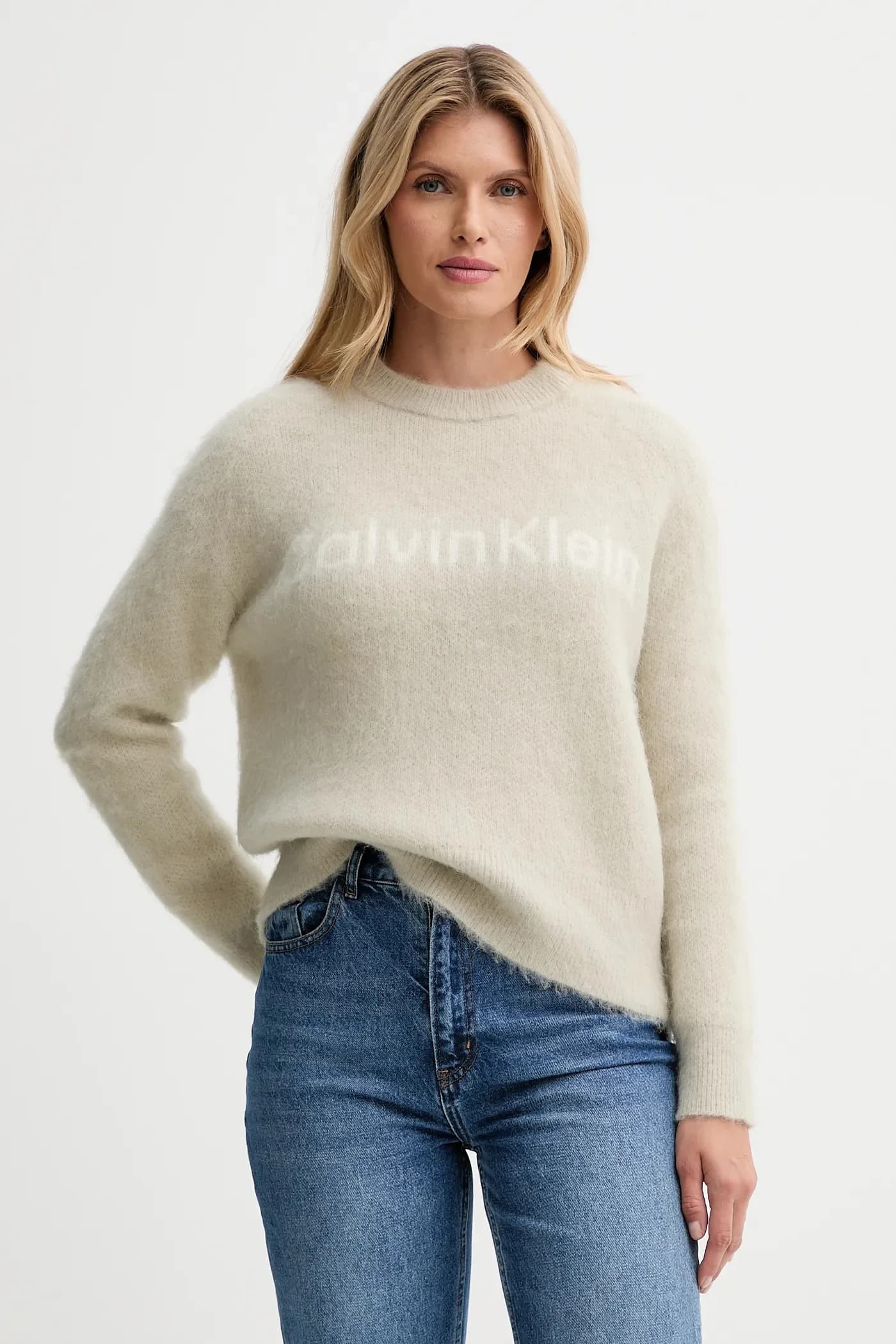 Свитер из смесовой шерсти