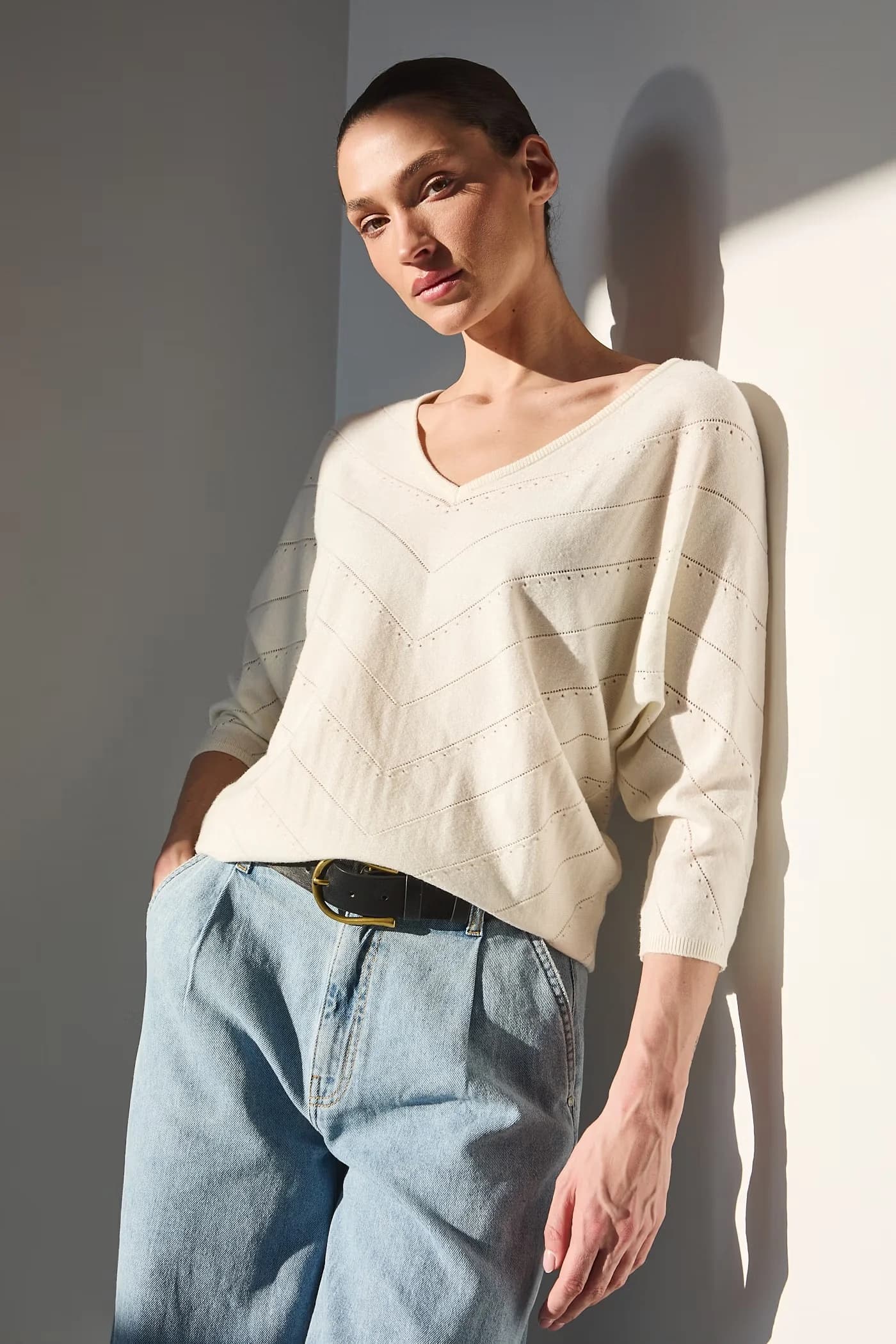 Женский ажурный свитер