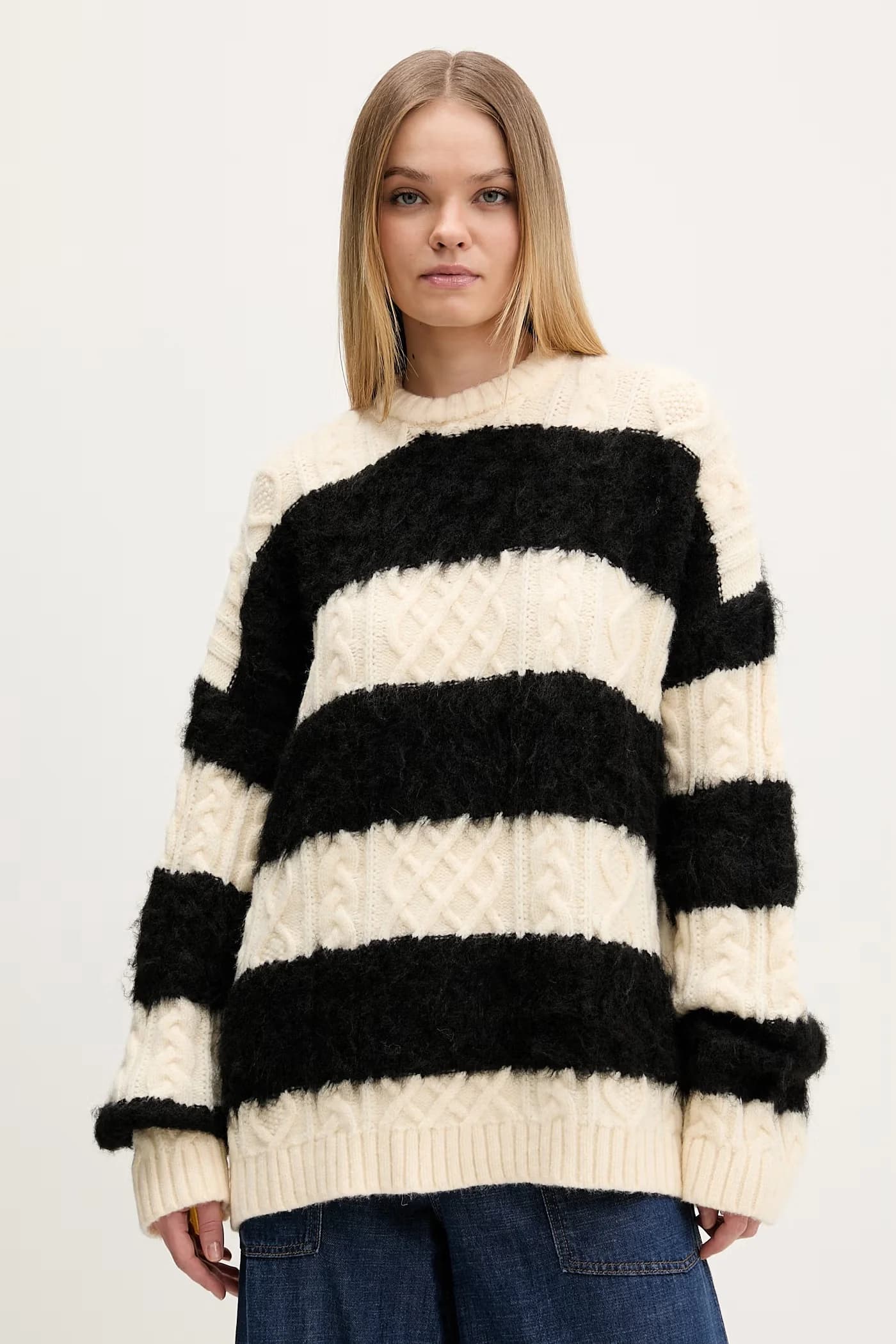 Свитер из смесовой шерсти