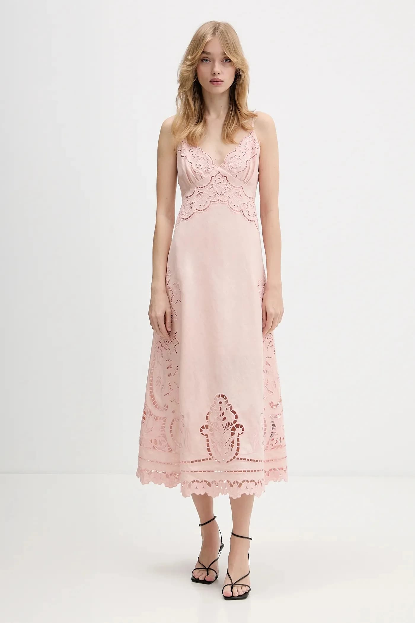 Льняное платье