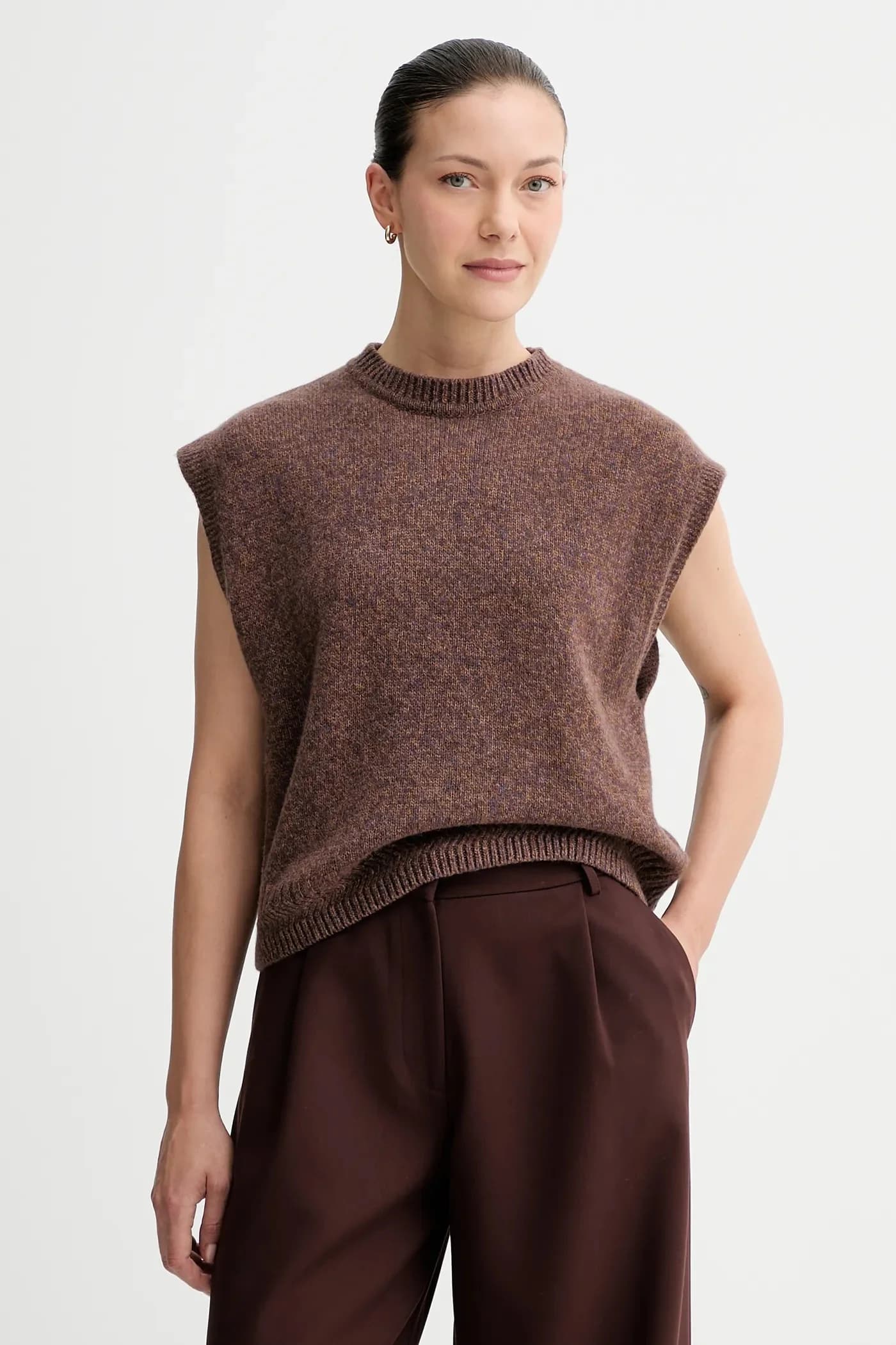 Шерстяной жилет