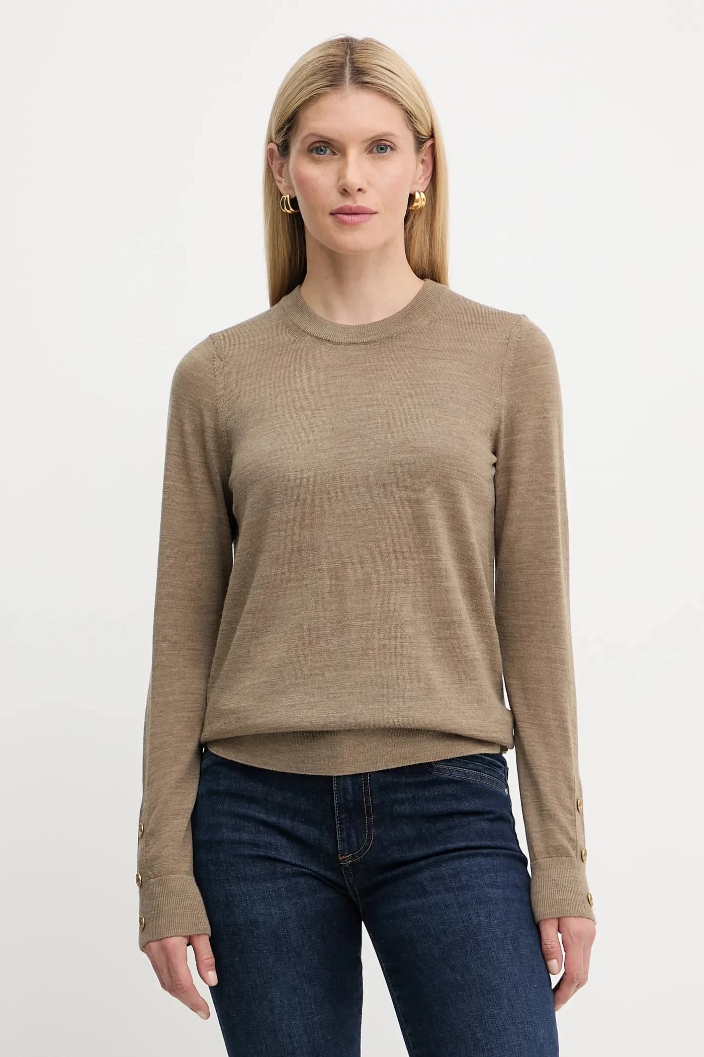 Шерстяной свитер