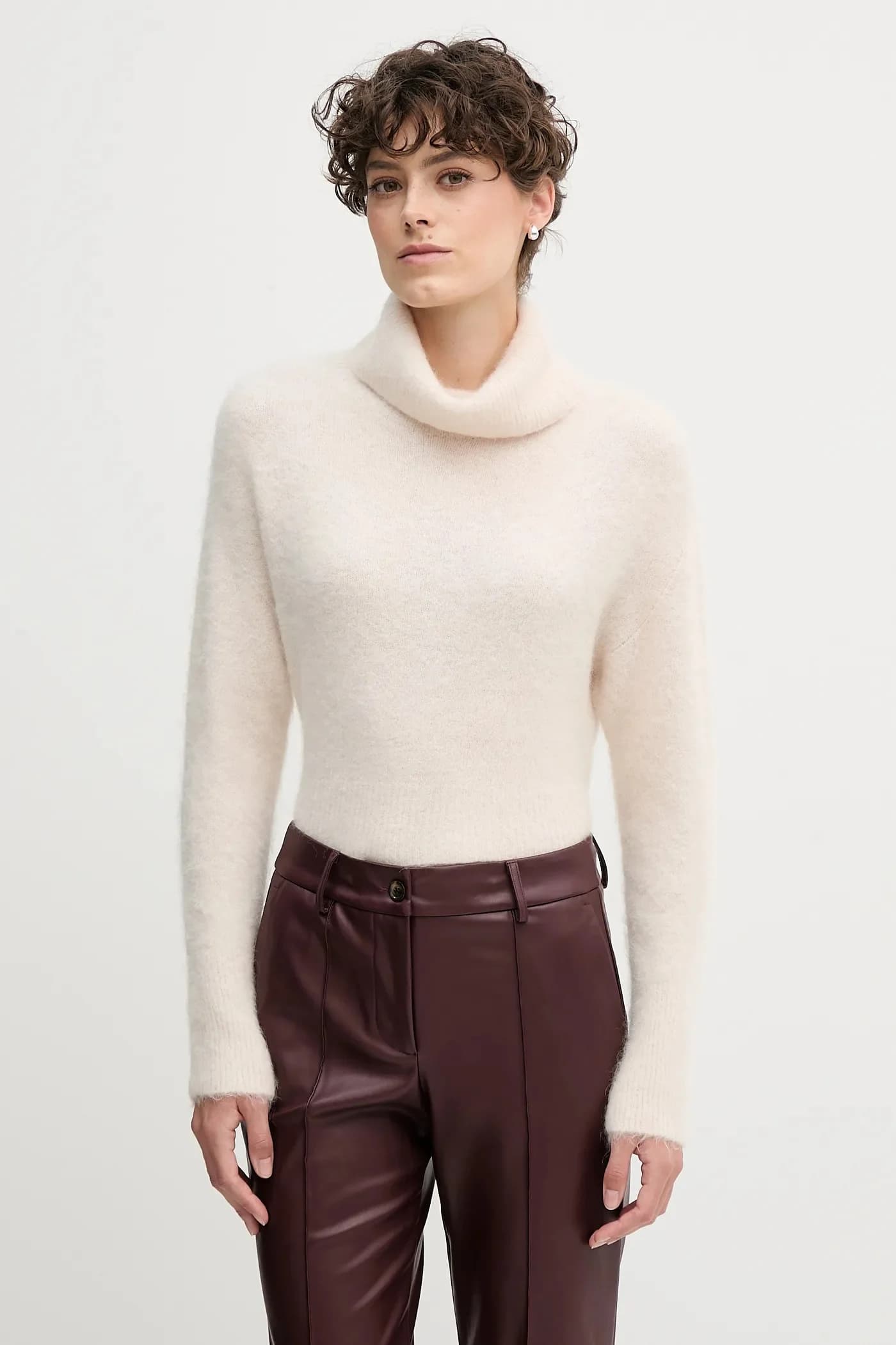 Свитер с альпакой