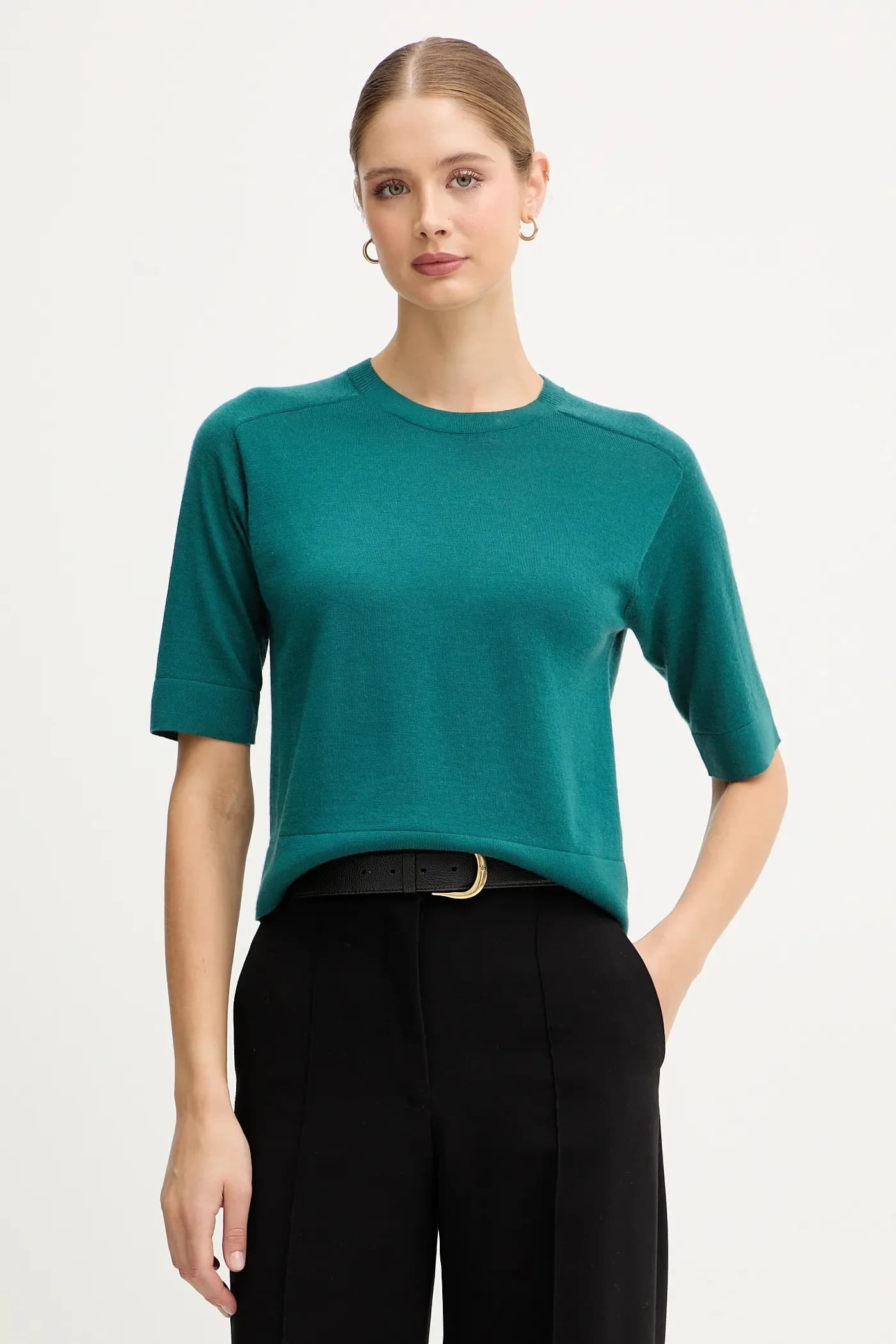 Шерстяной свитер