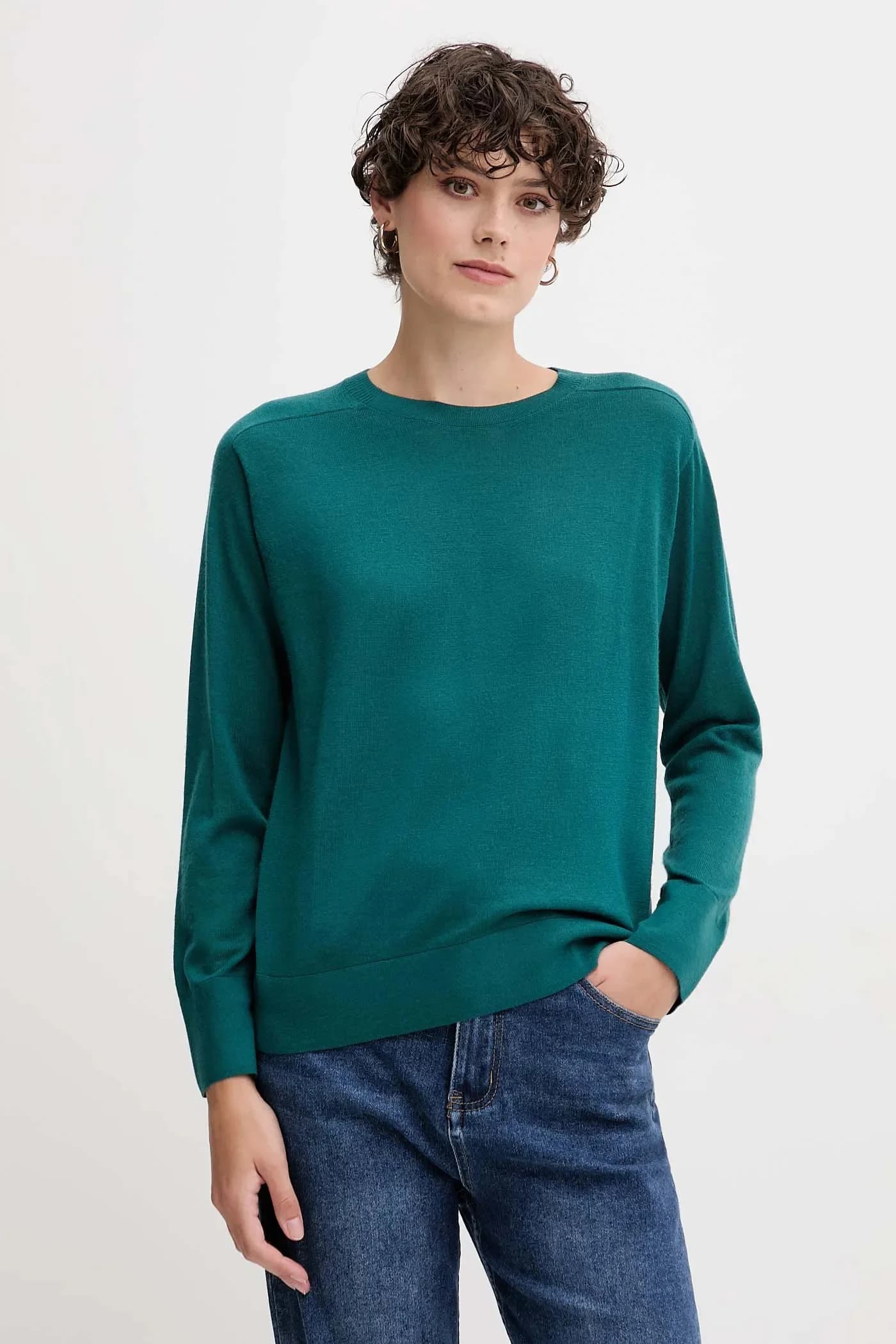 Шерстяной свитер