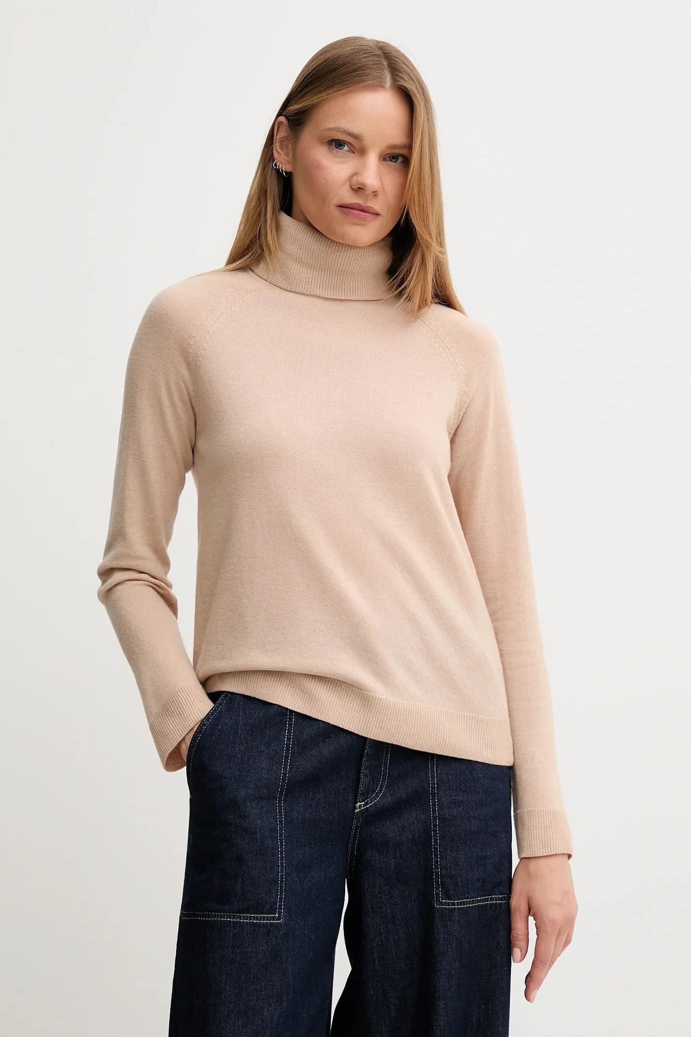 Свитер из смесовой шерсти