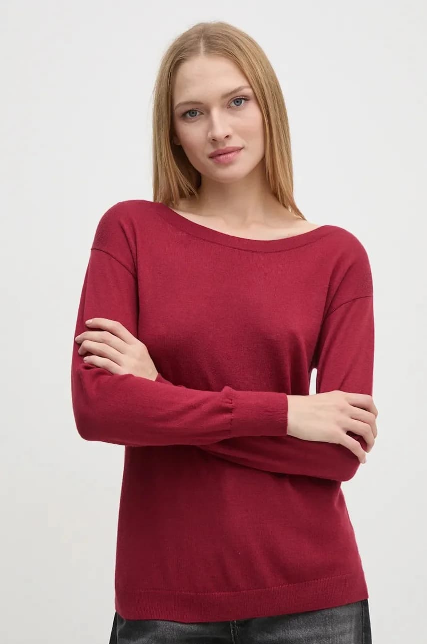 Шерстяной свитер