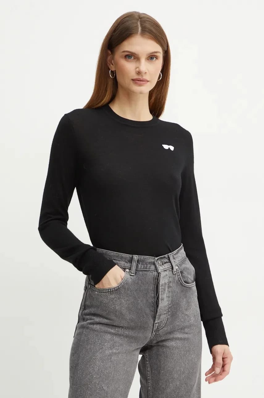 Шерстяной свитер