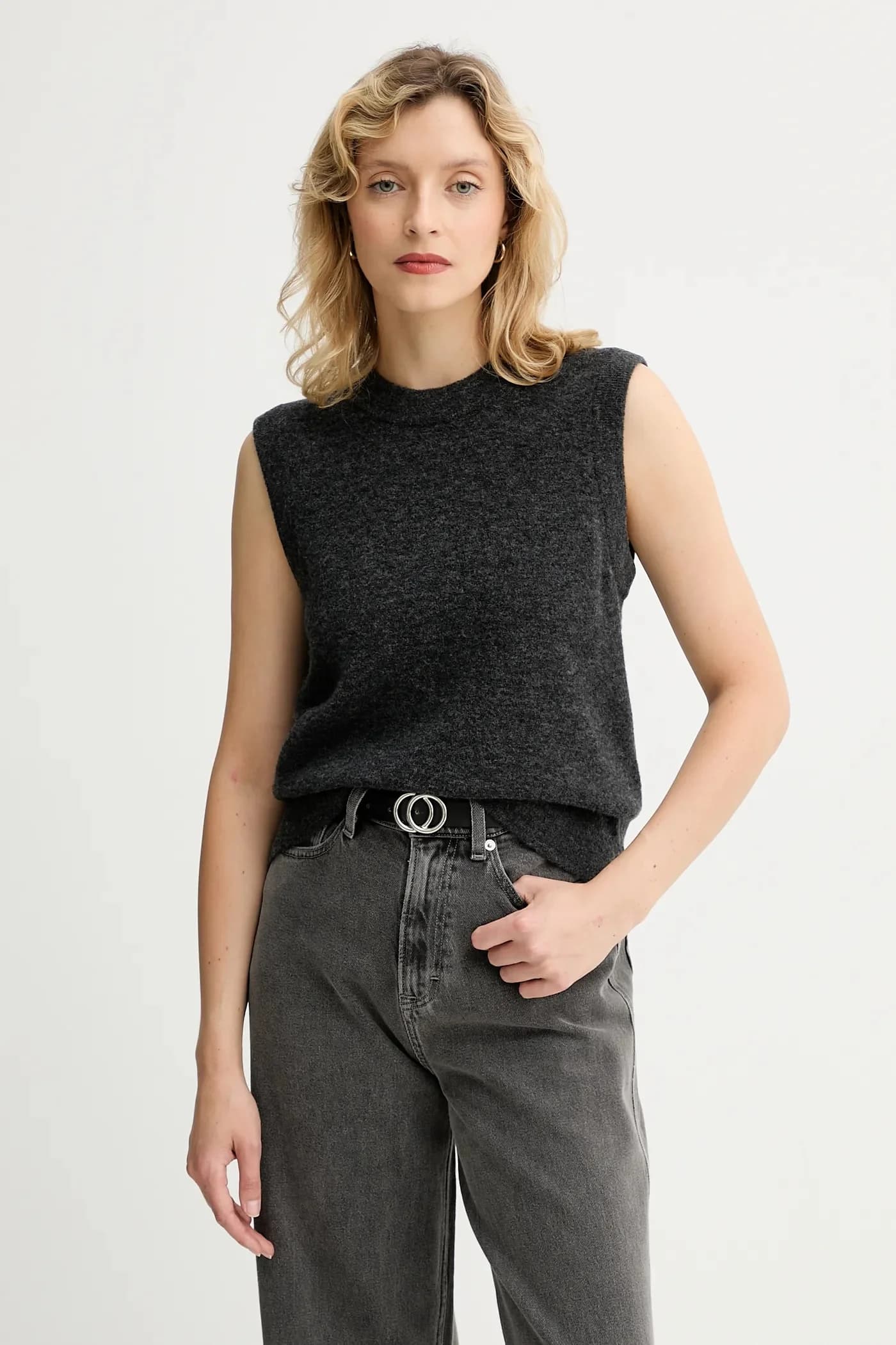 Жилет из смесовой шерсти