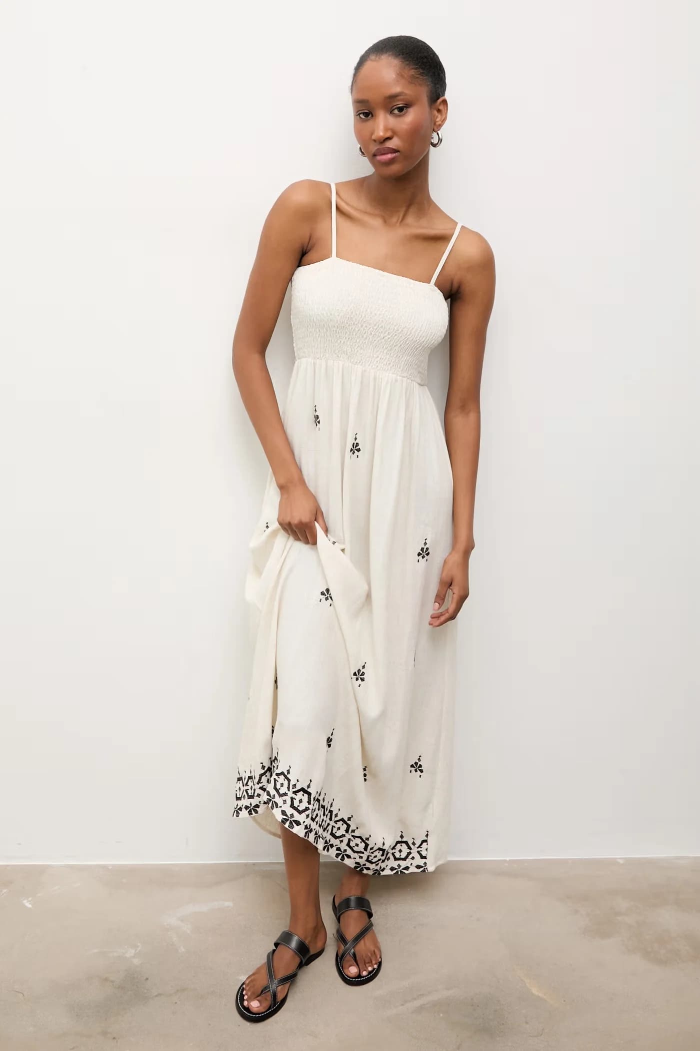 Льняное платье