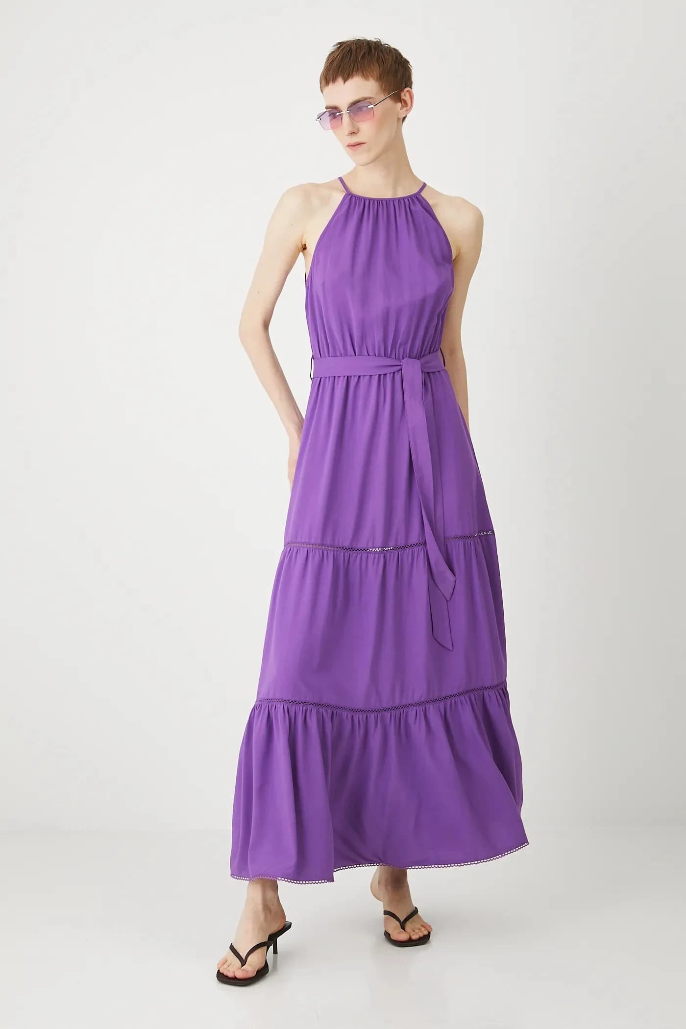 Платье из смесового льна