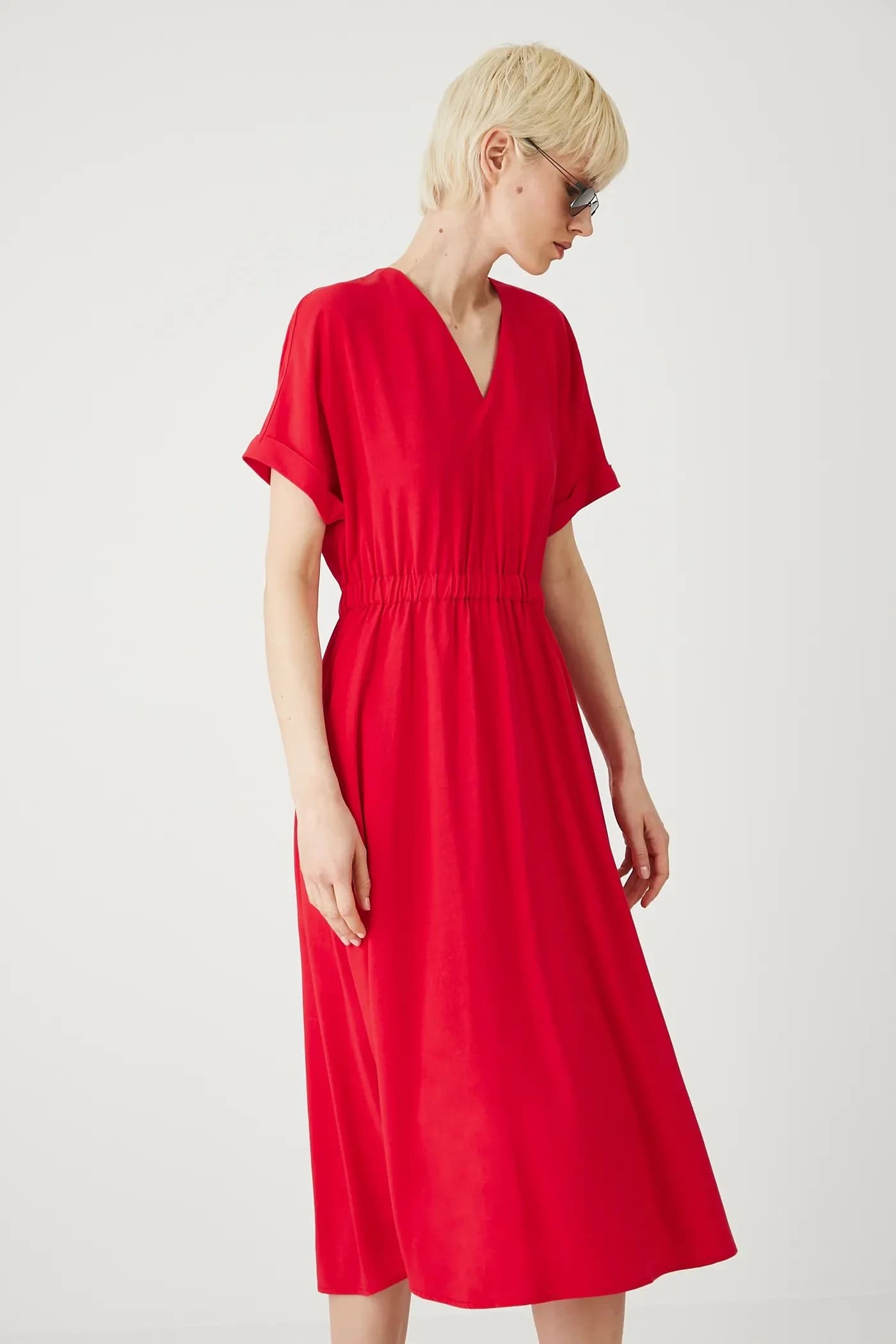 Платье из смесового льна