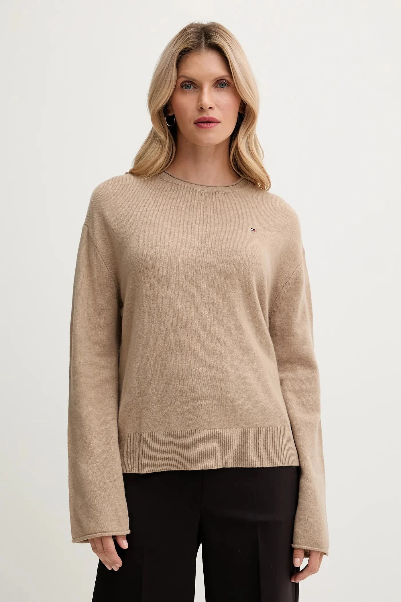 Шерстяной свитер