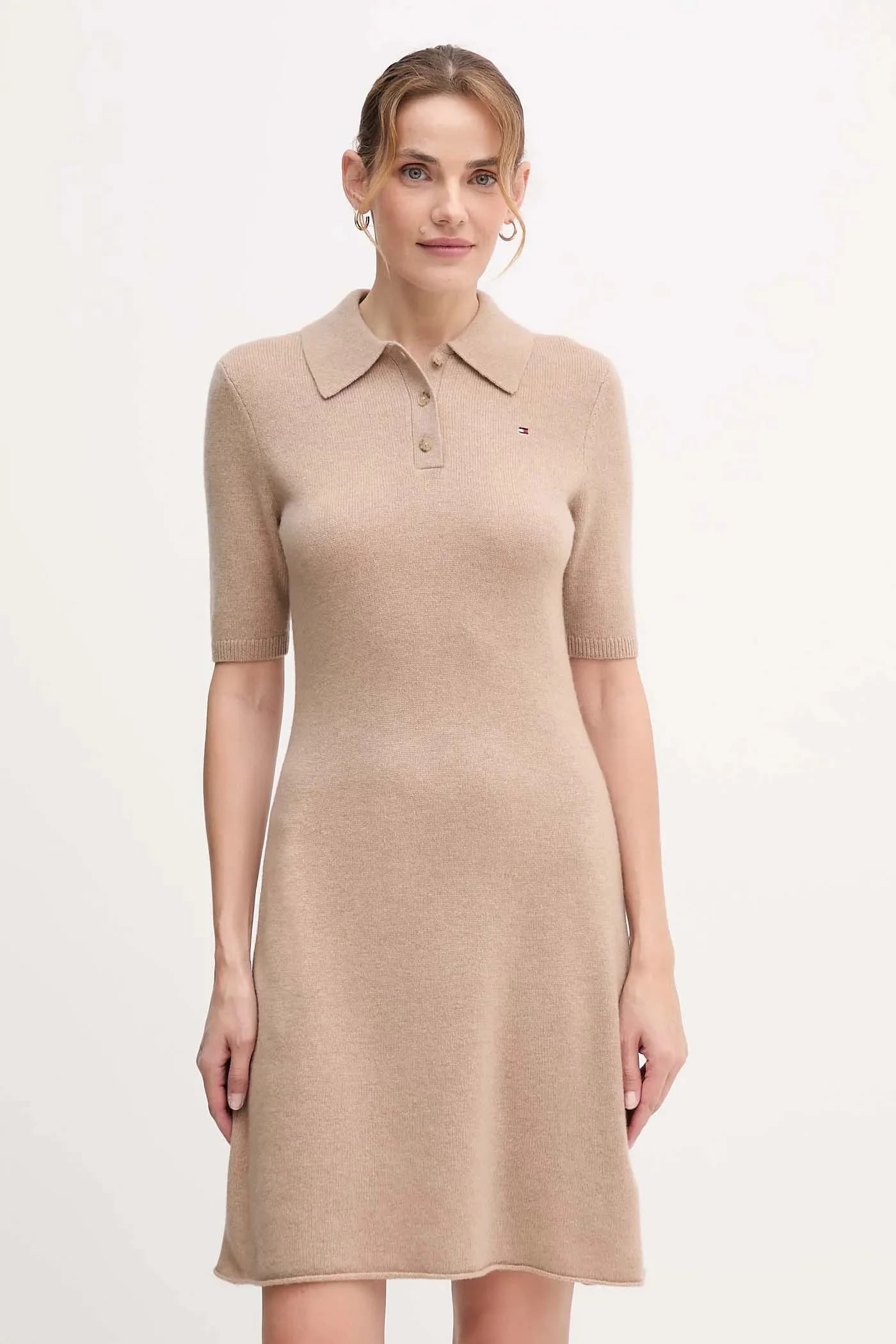 Шерстяное платье