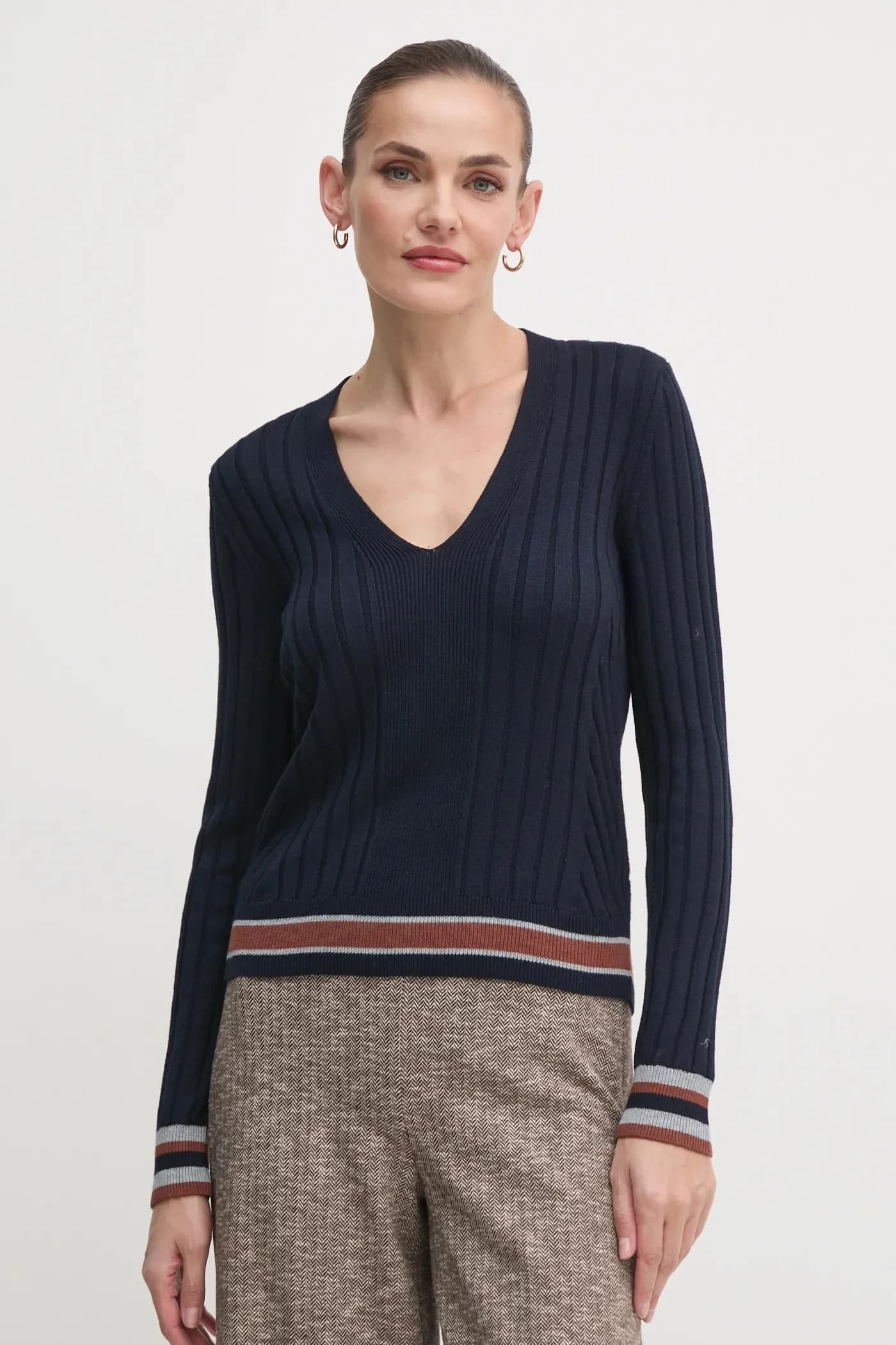 Свитер из смесовой шерсти