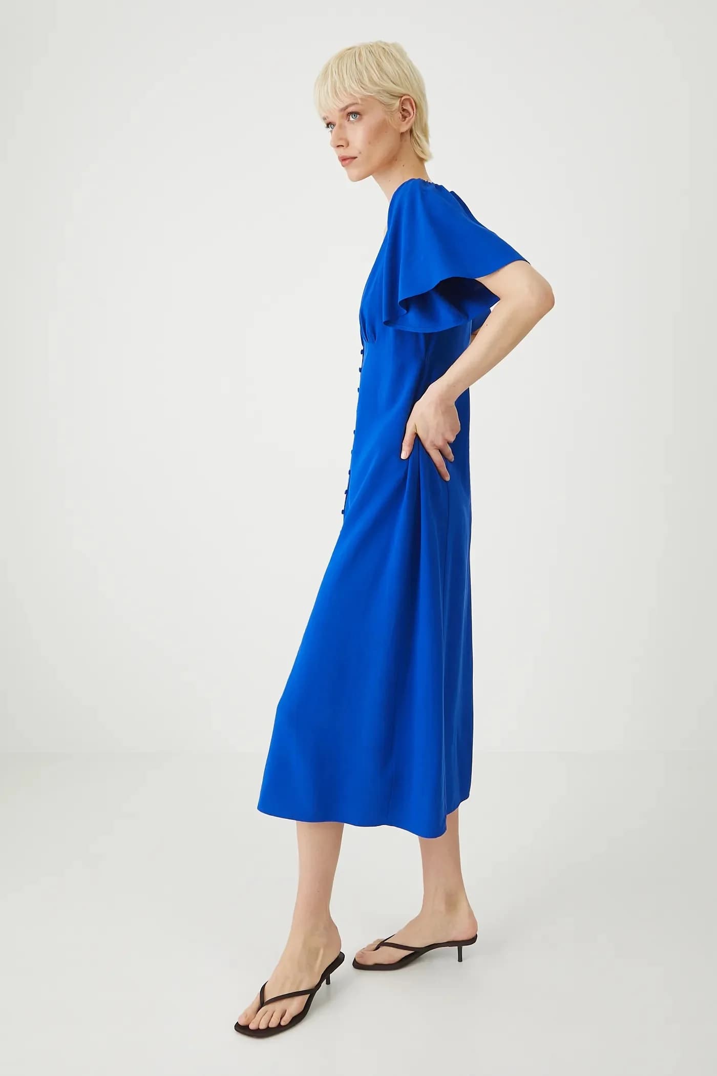 Платье из смесового льна