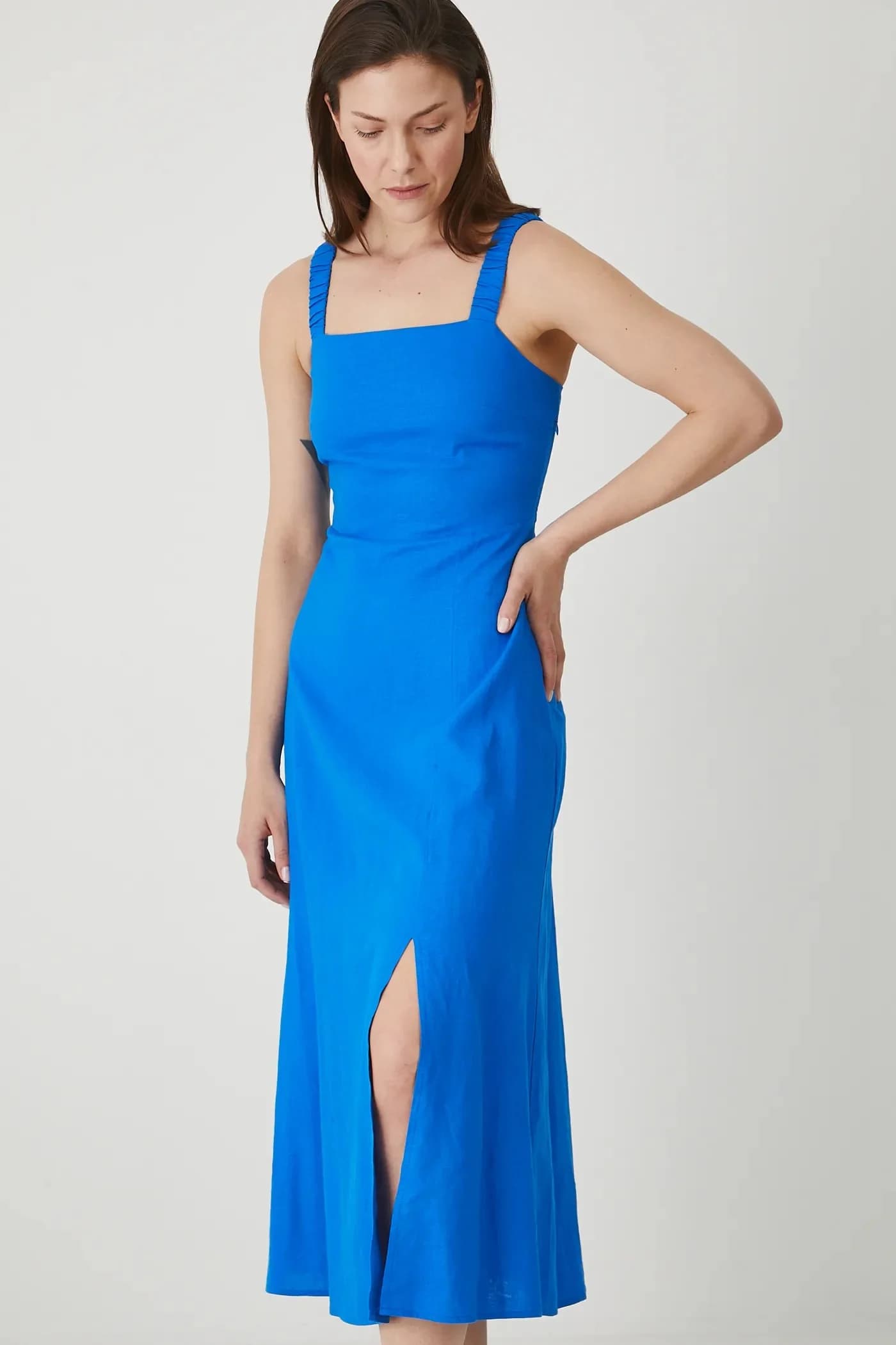 Льняное платье