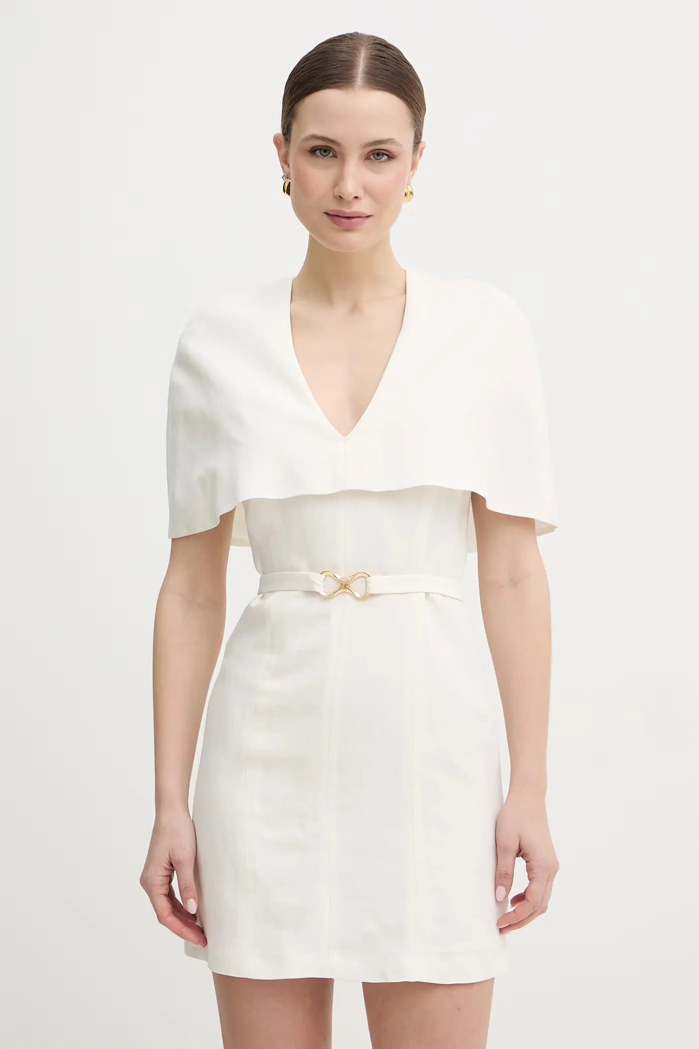 Платье из льна