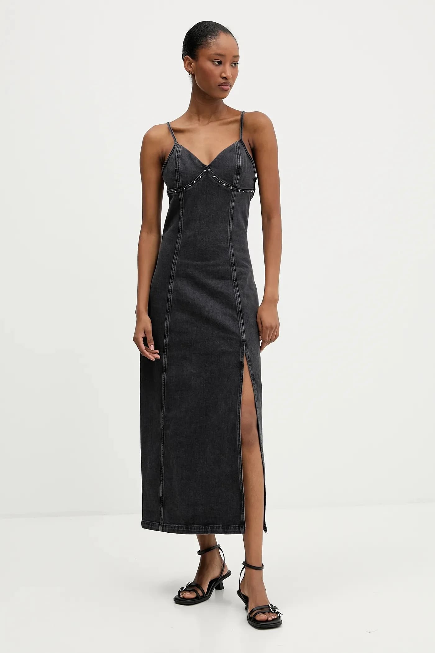 Джинсовое платье