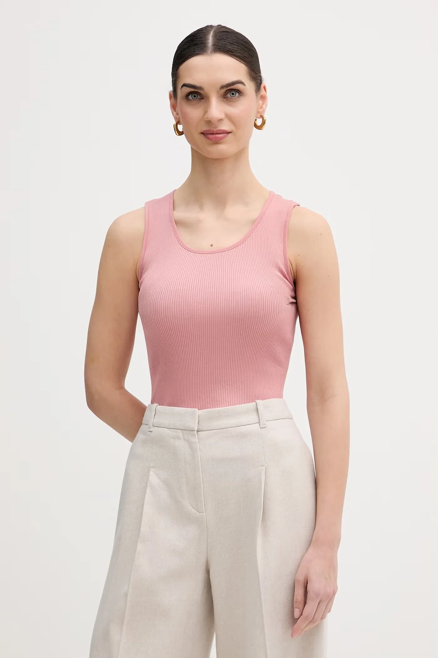 Топ с оттенком шелка