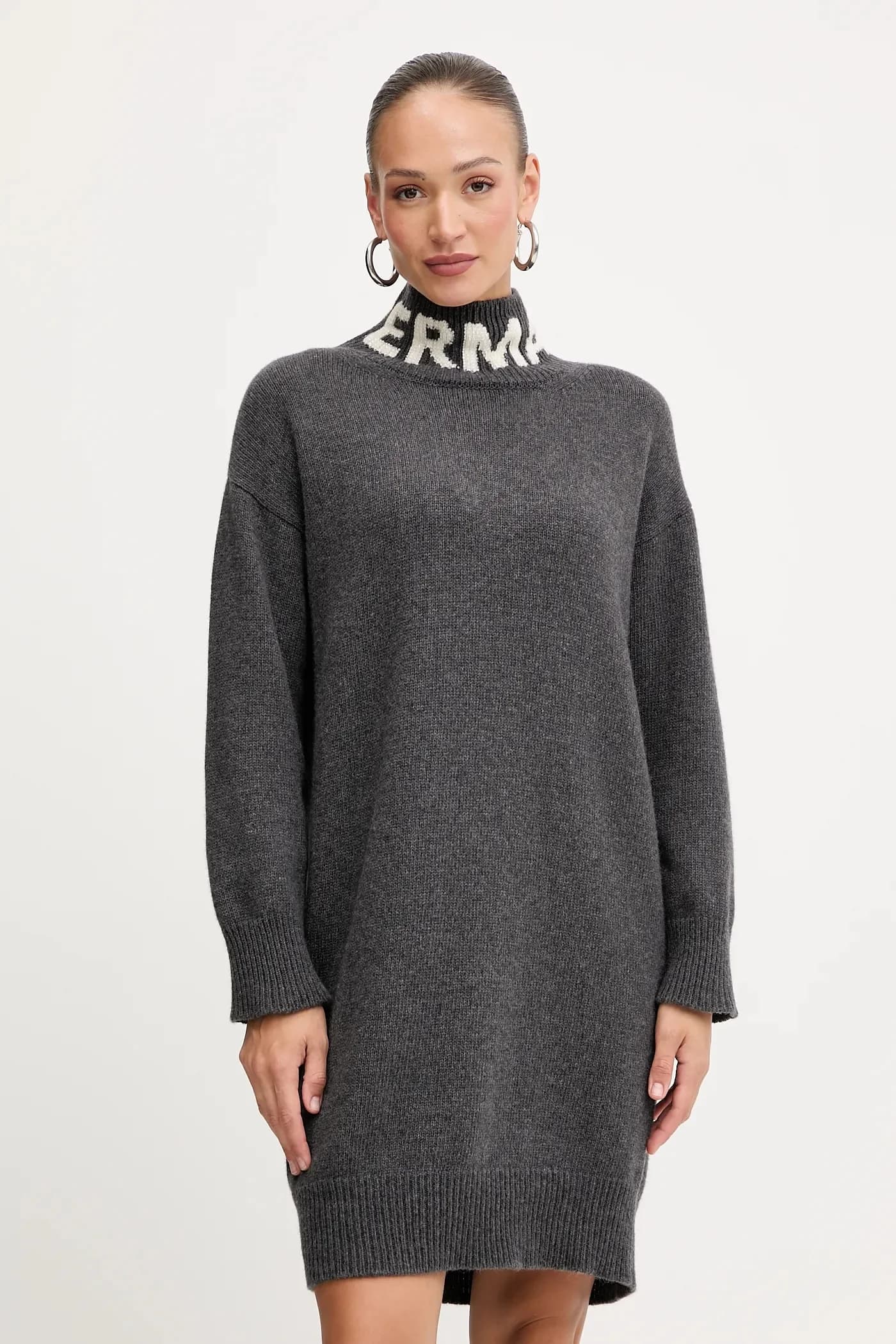 Шерстяное платье