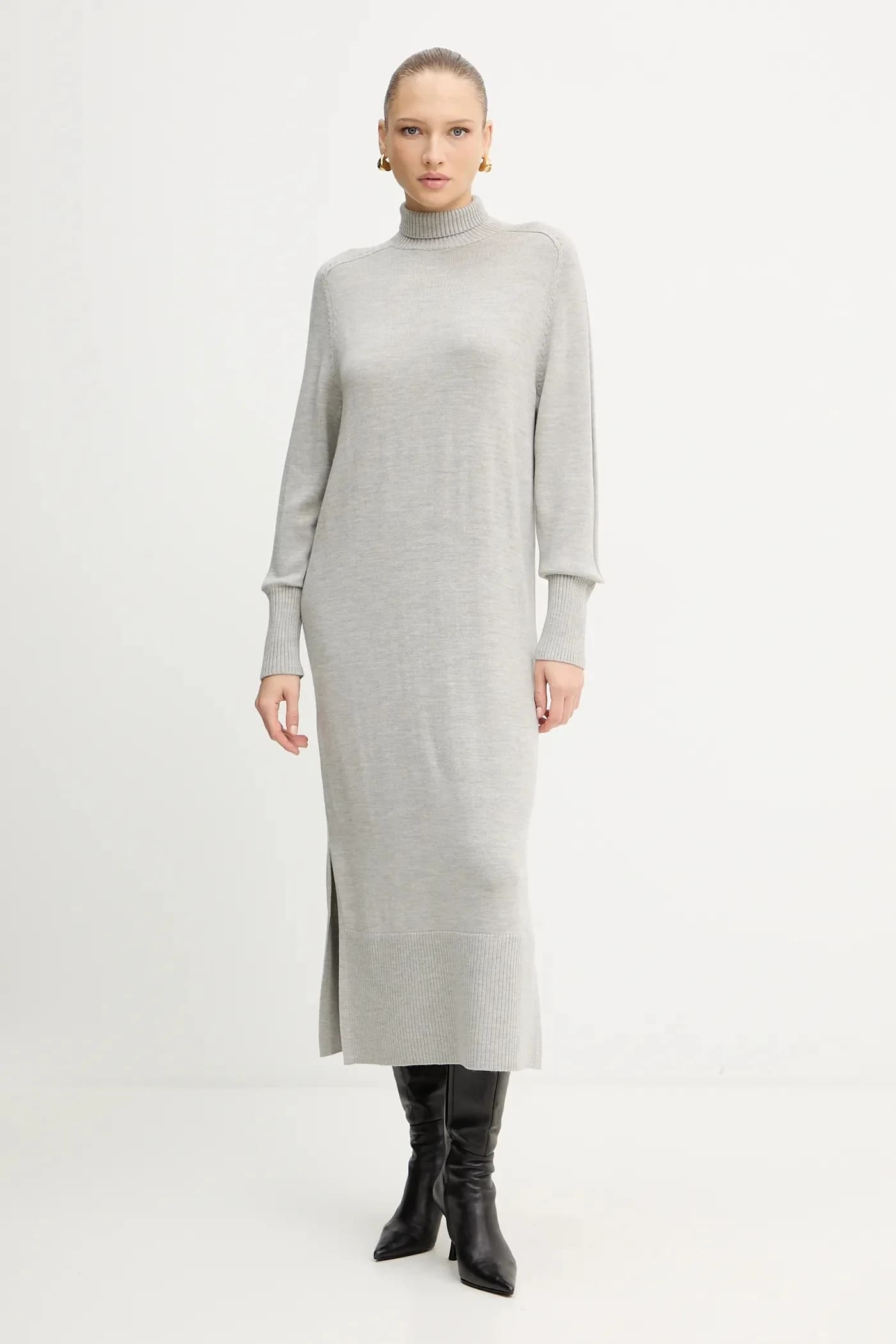 Шерстяное платье C_Fagliatelle