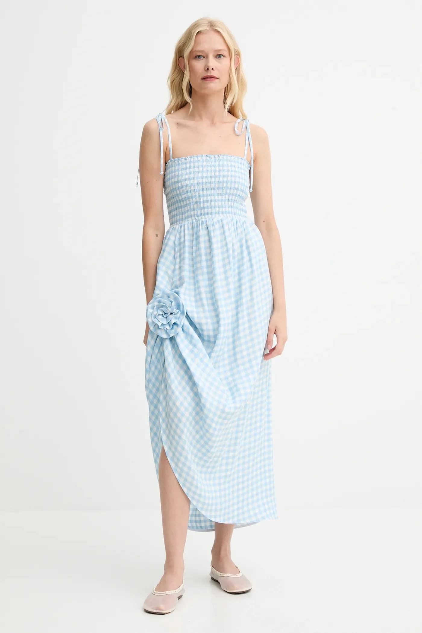 Льняное платье