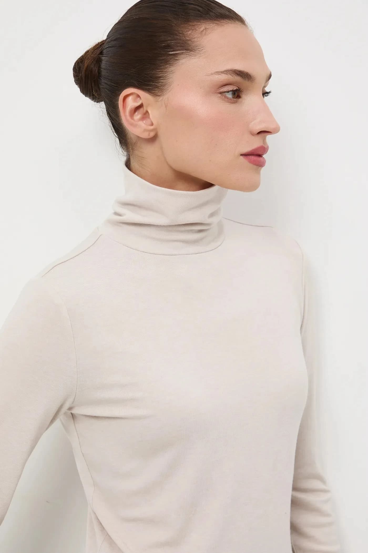 Лонгслив с шерстью