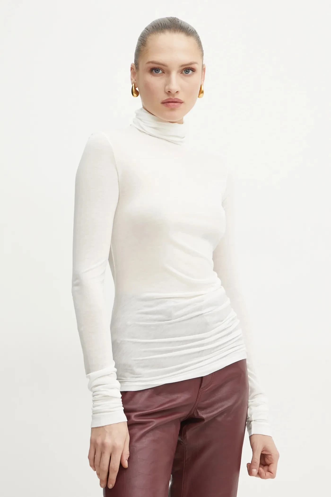 Лонгслив из смесовой шерсти