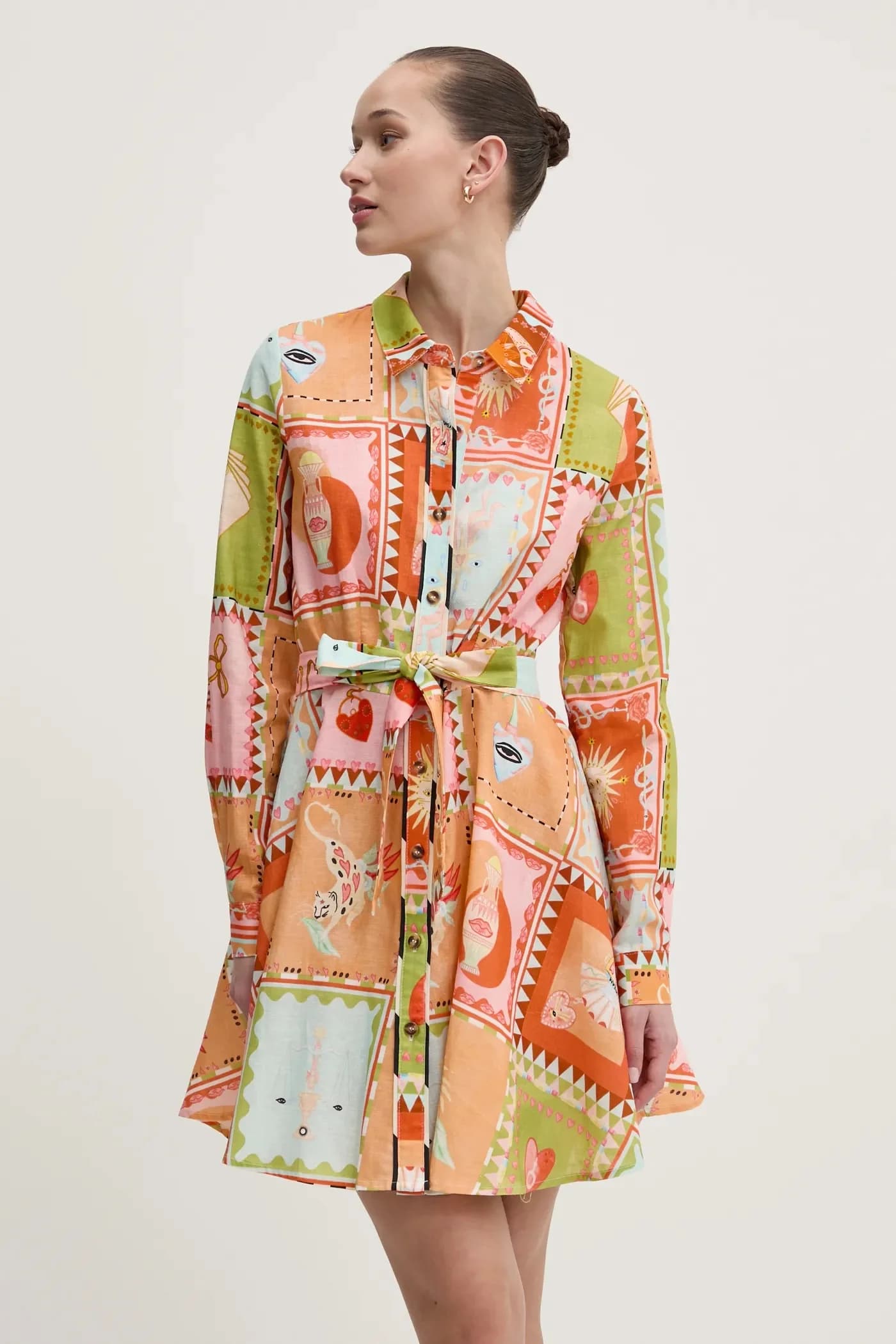 Платье из смесового льна