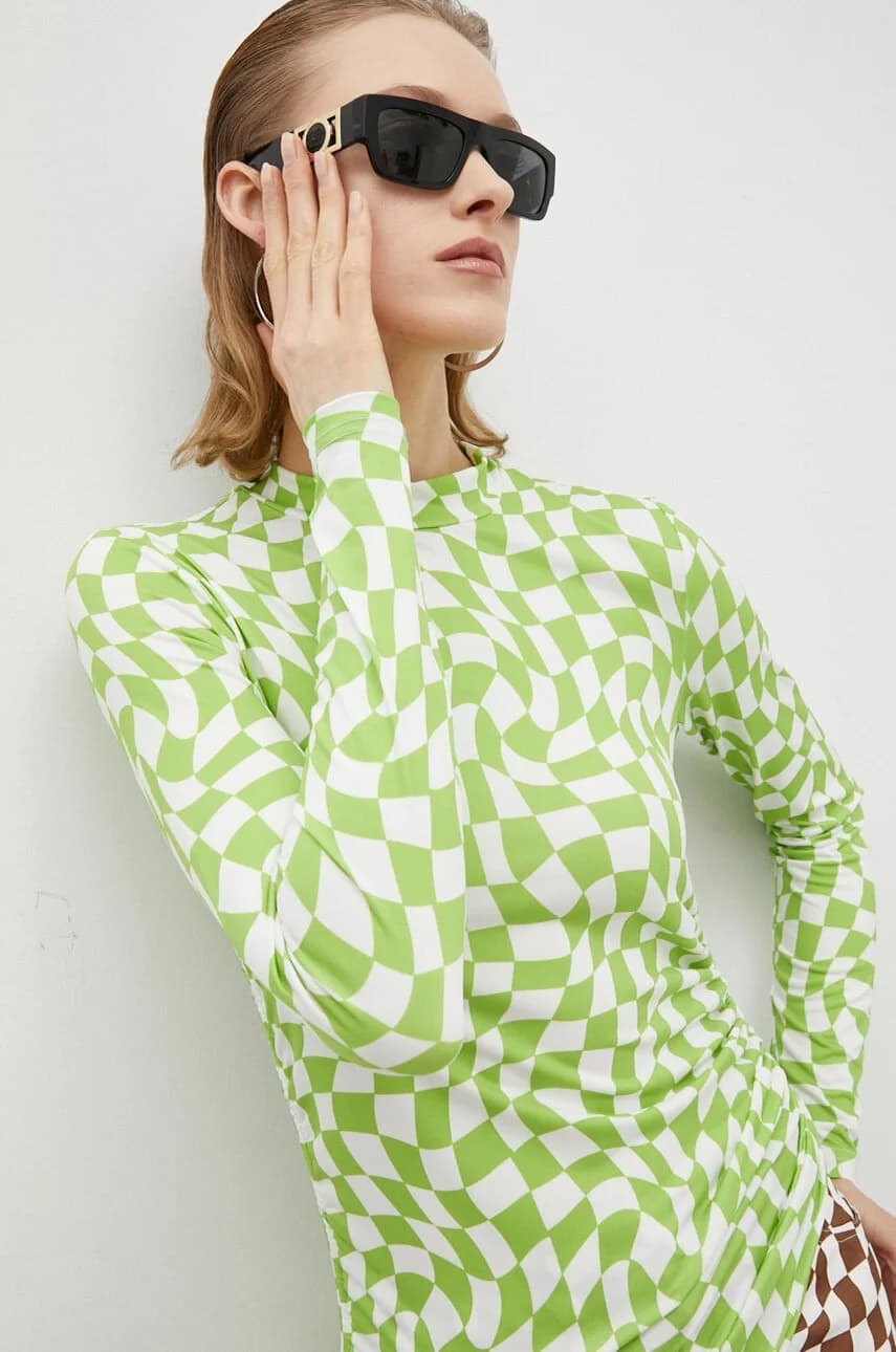 Резюме с длинным рукавом