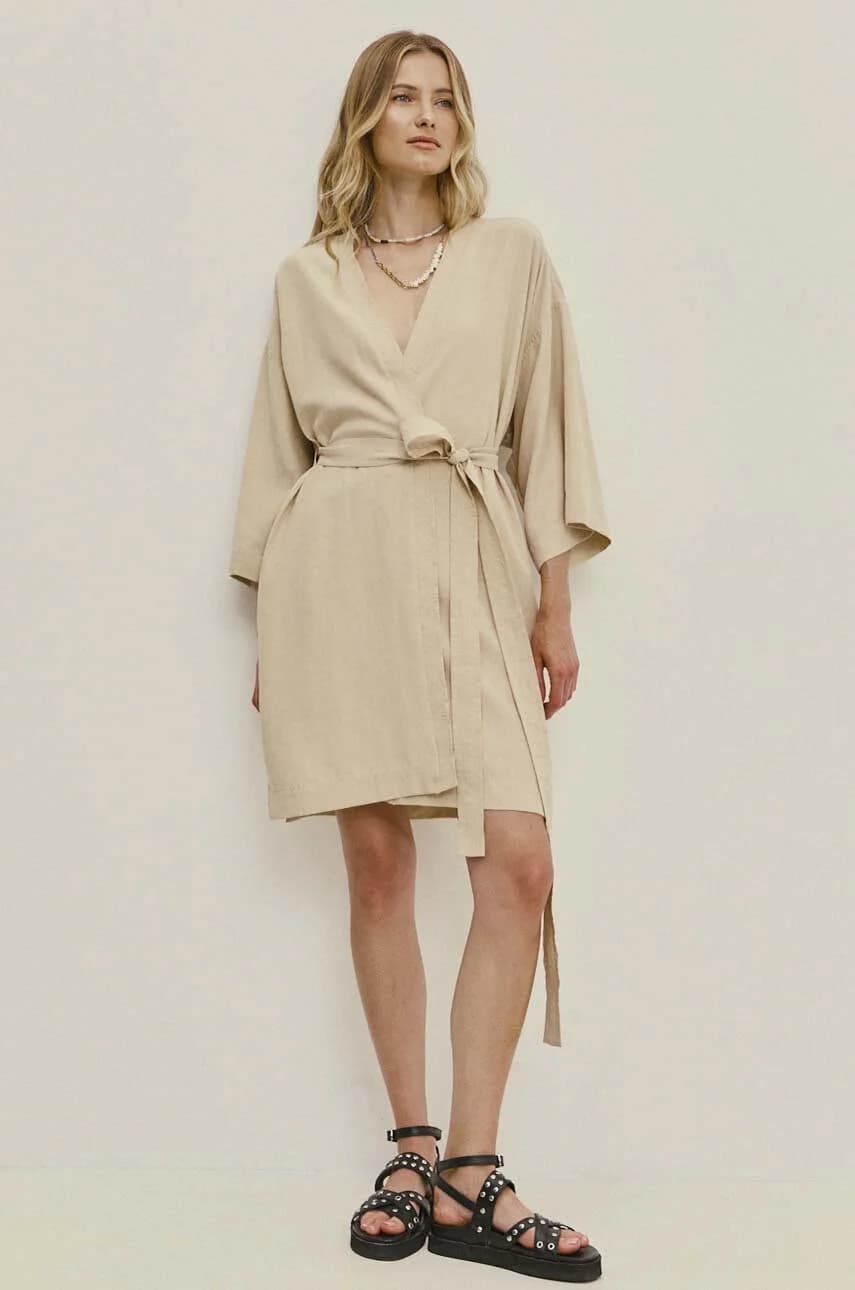 Льняное платье