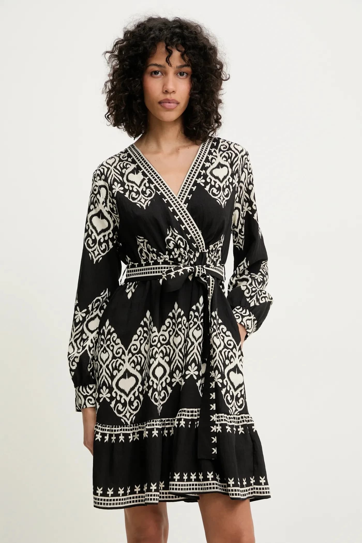 платье Answear Lab