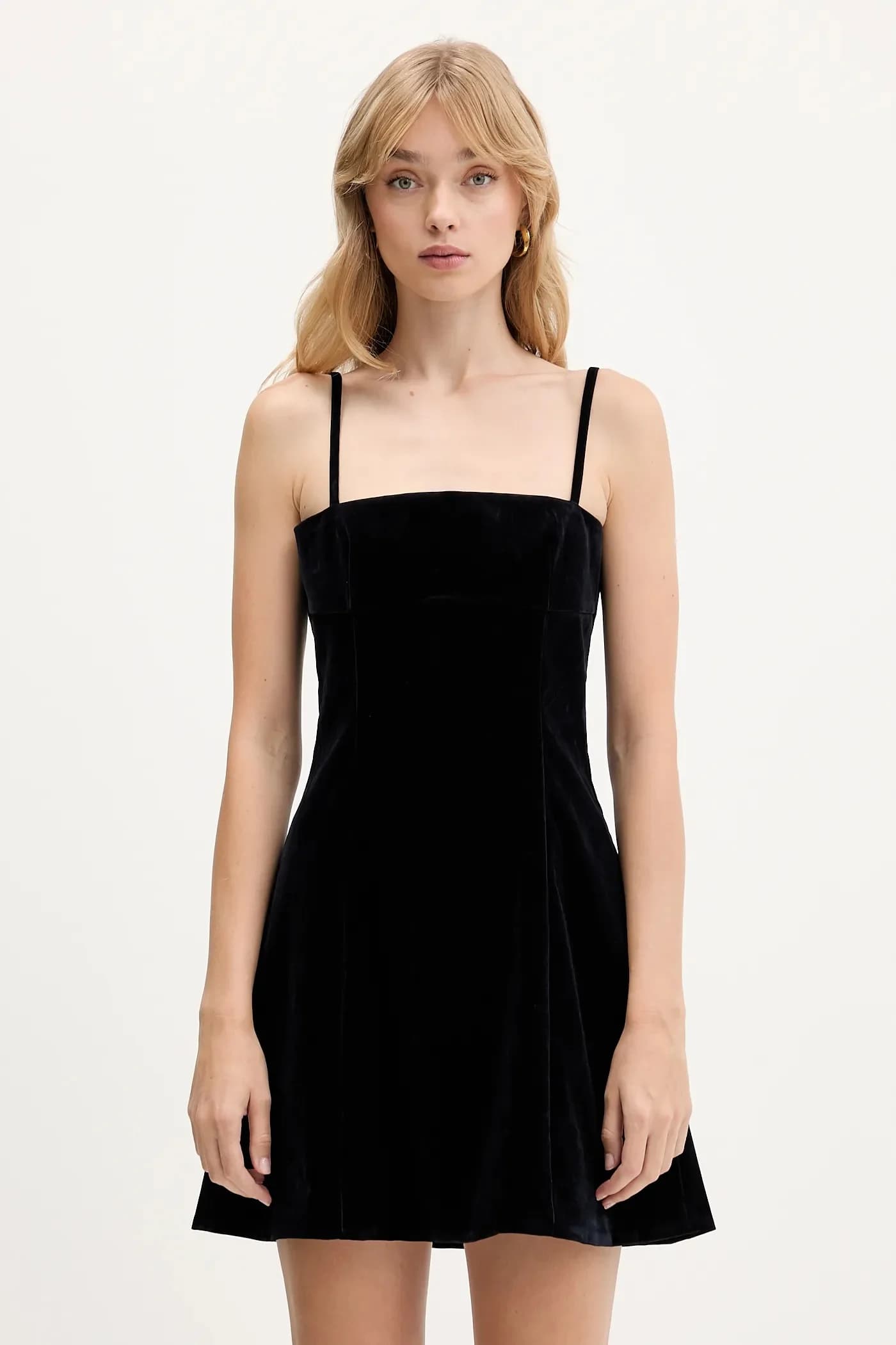 Велюровое платье