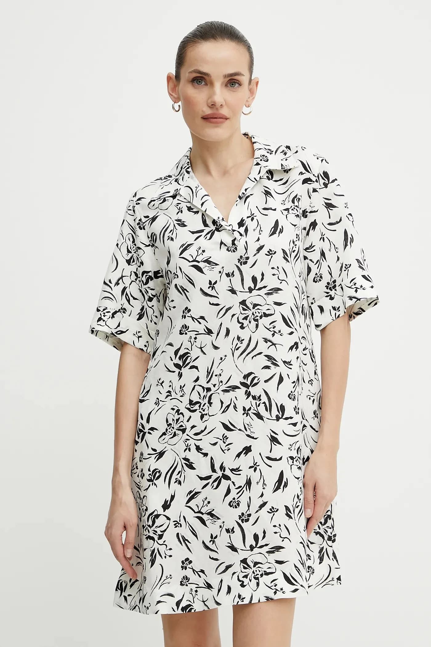 Льняное платье