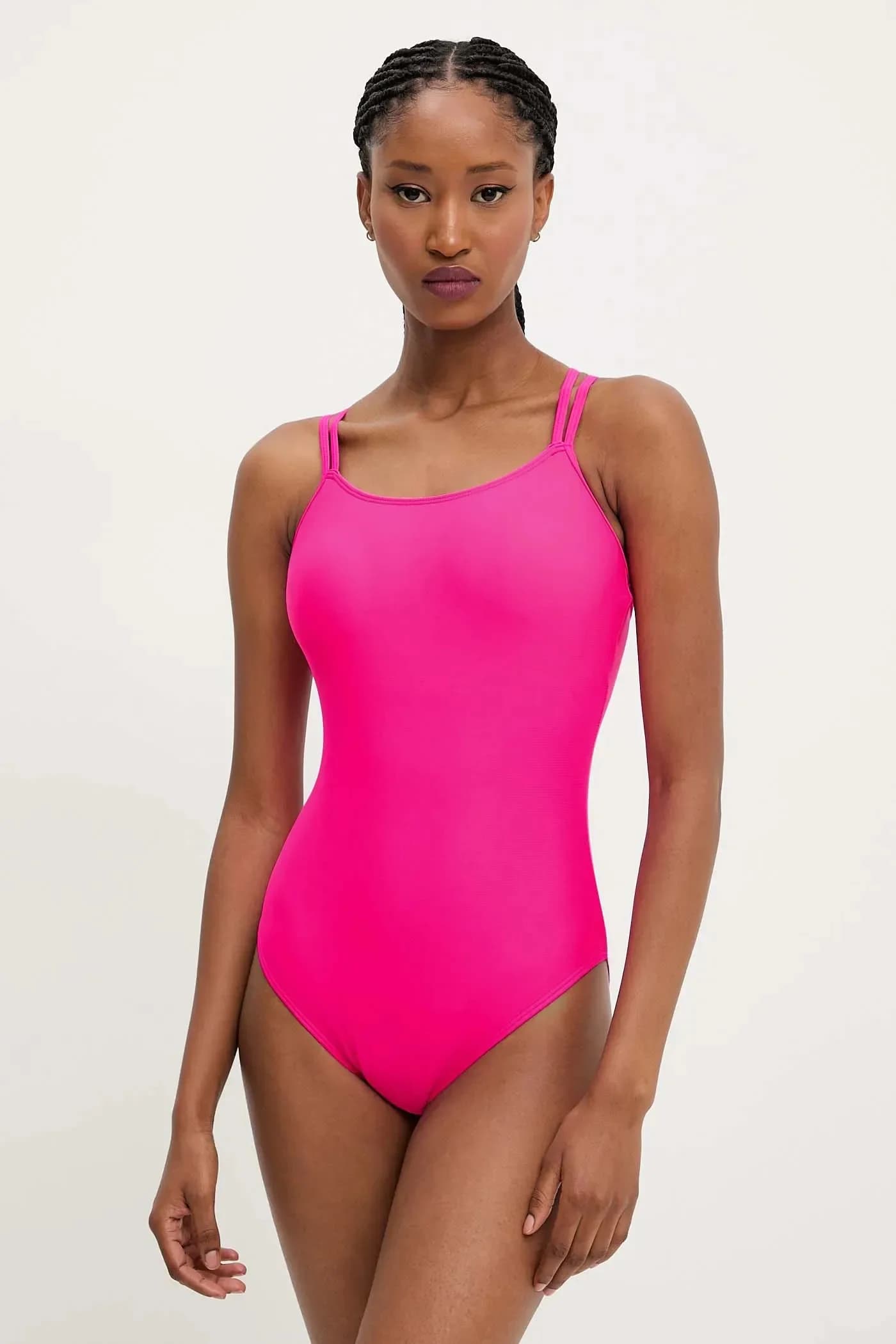 Цельный купальник