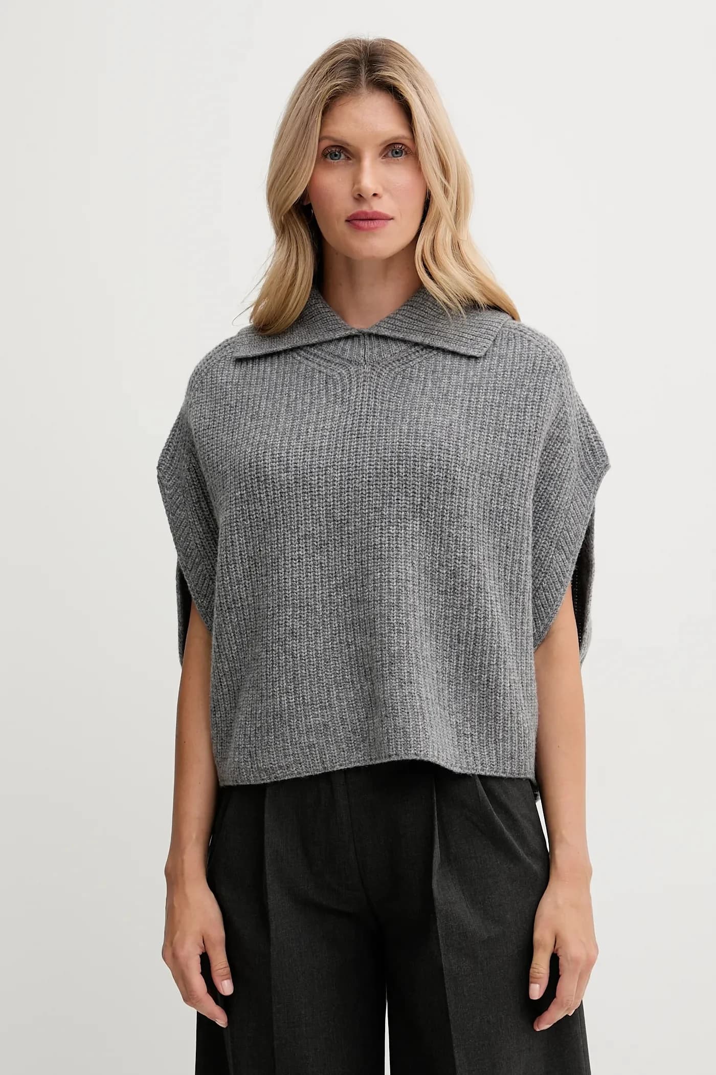 Пончо с шерстью