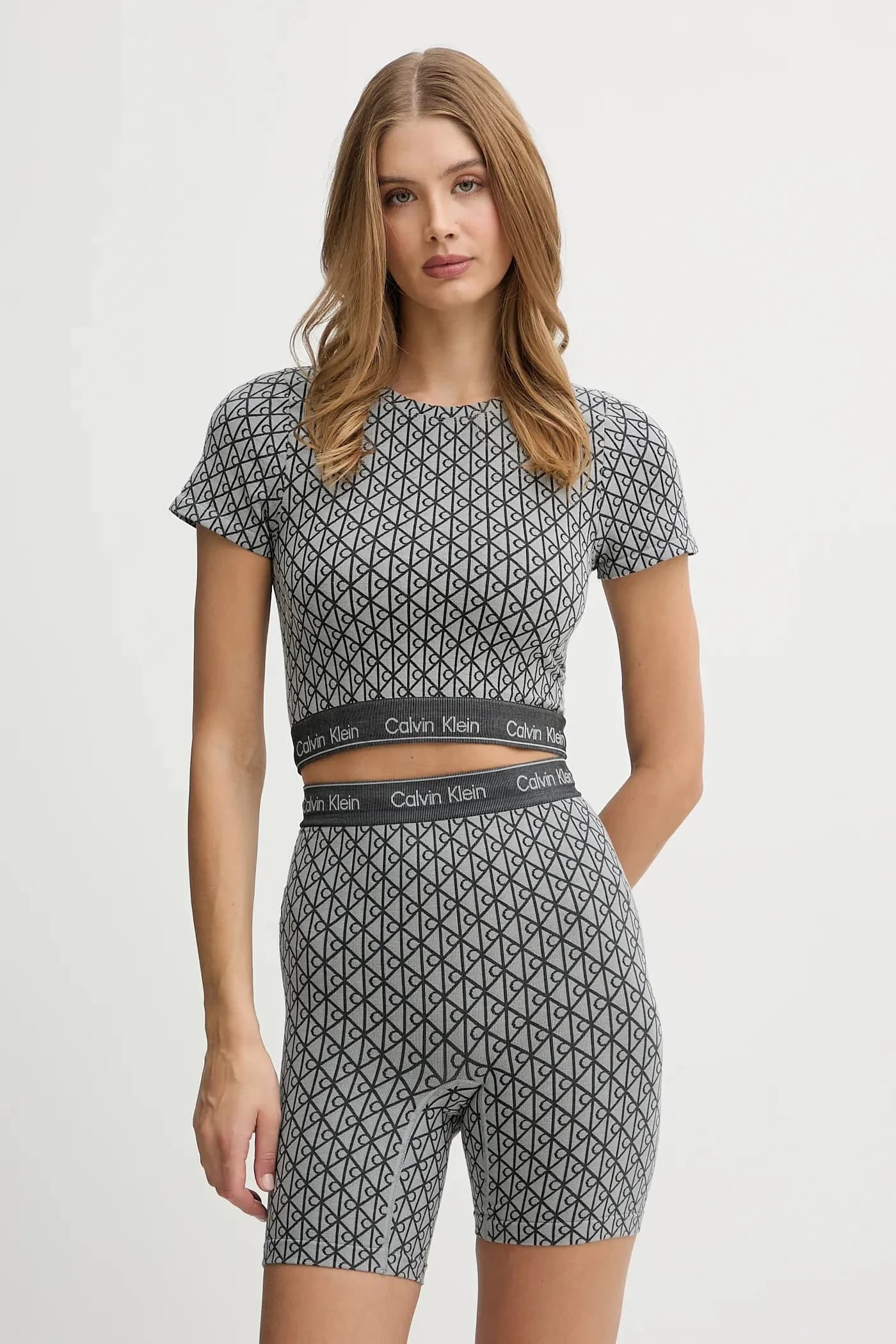 Футболка Lounge