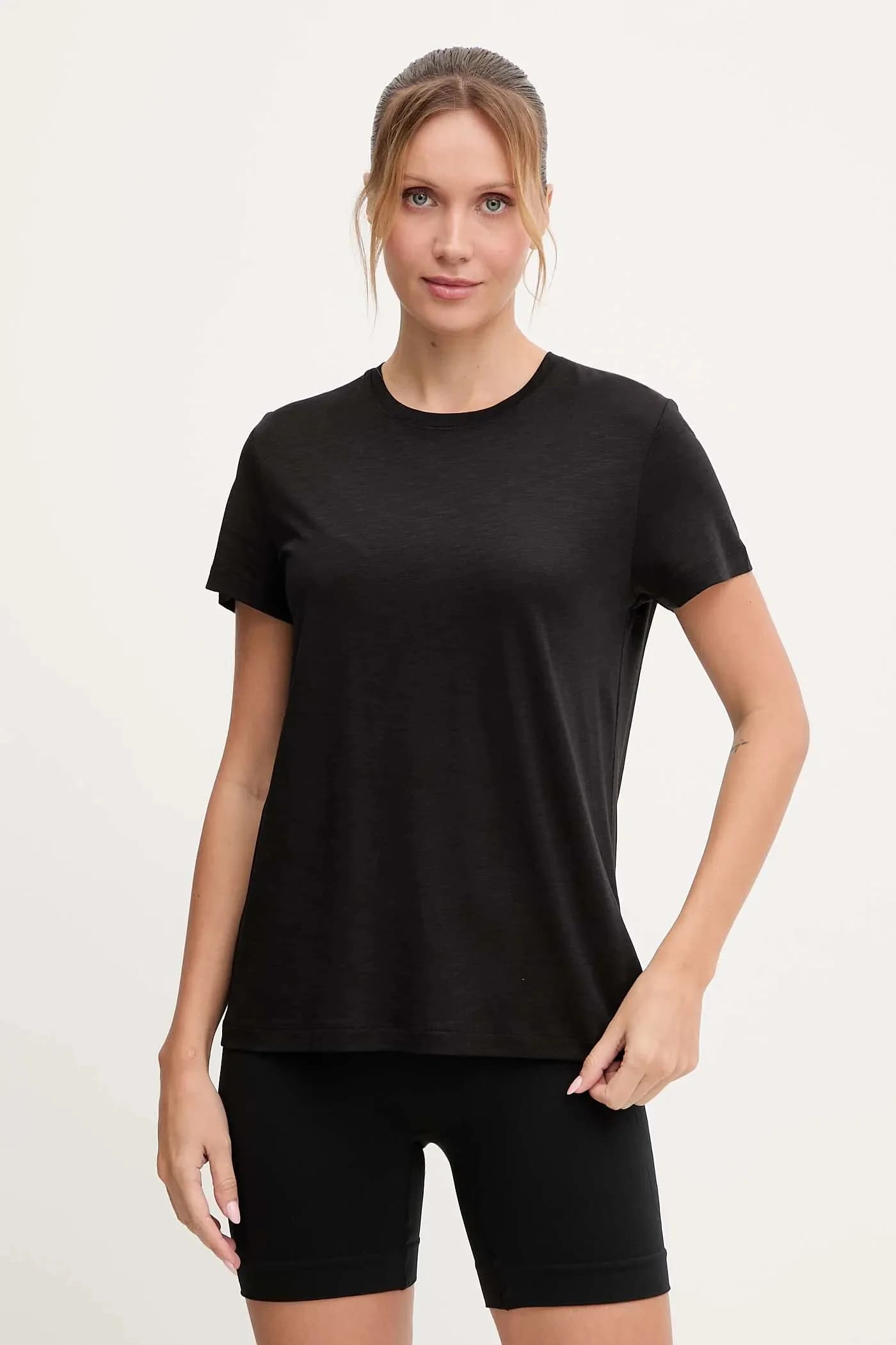 Футболка для бега