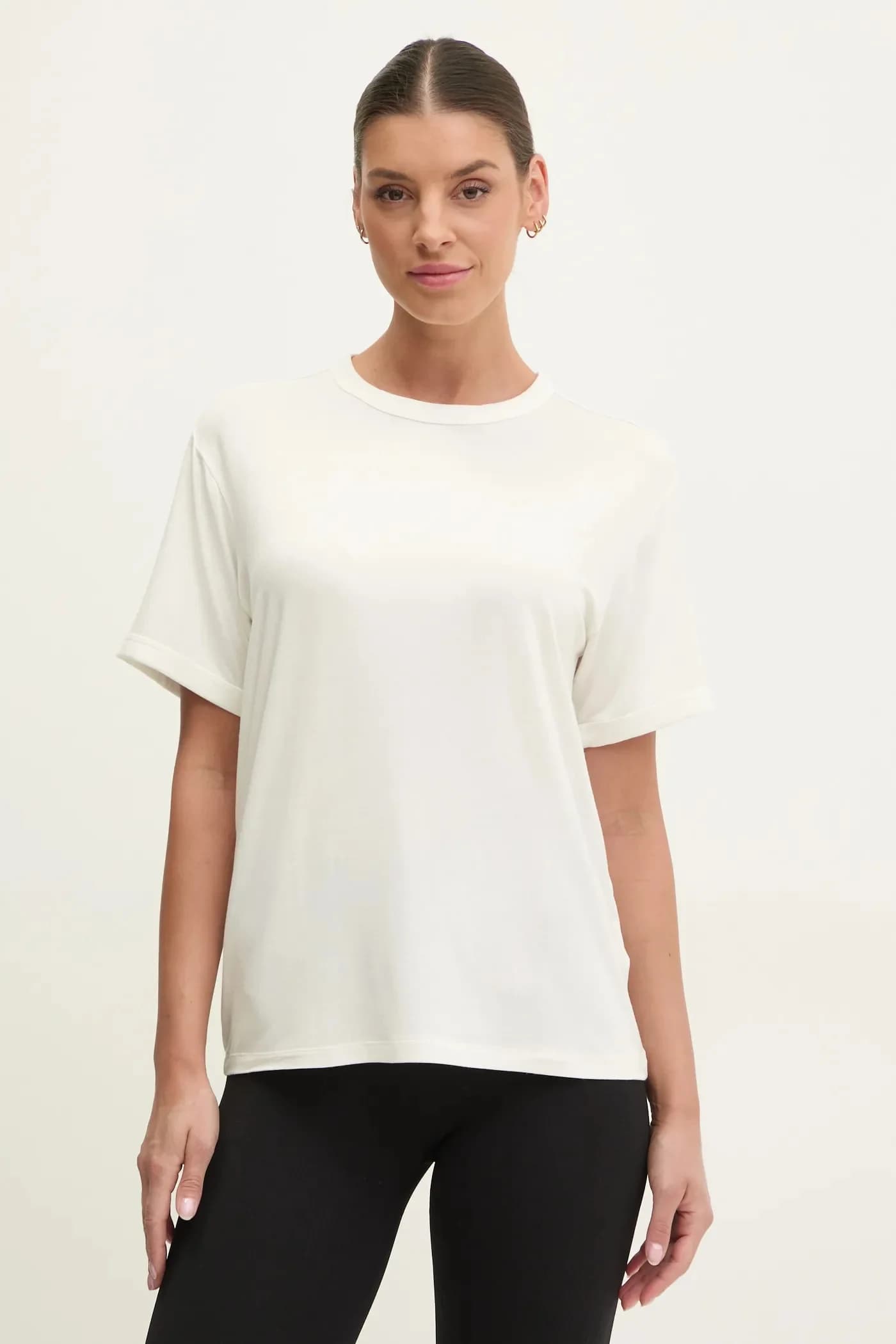 Базовая футболка