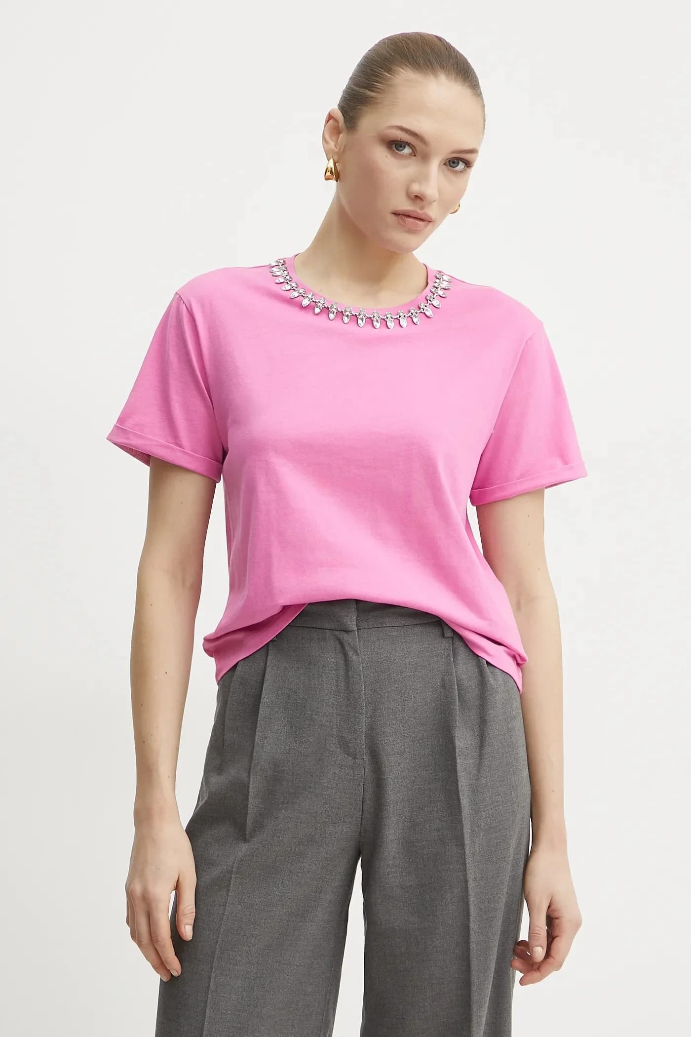 Хлопковая футболка DOUTI