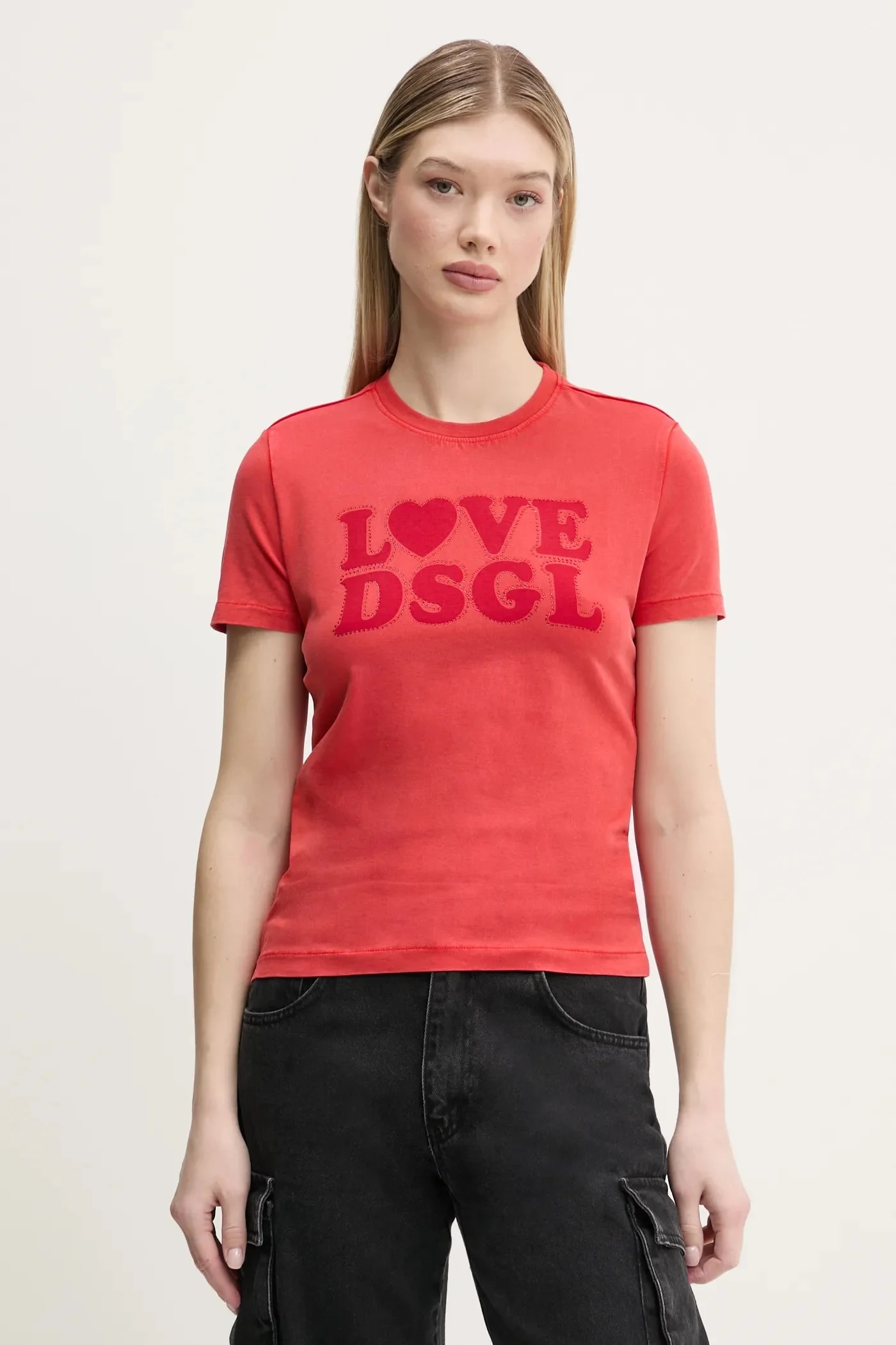 Футболка LOVE DSGL