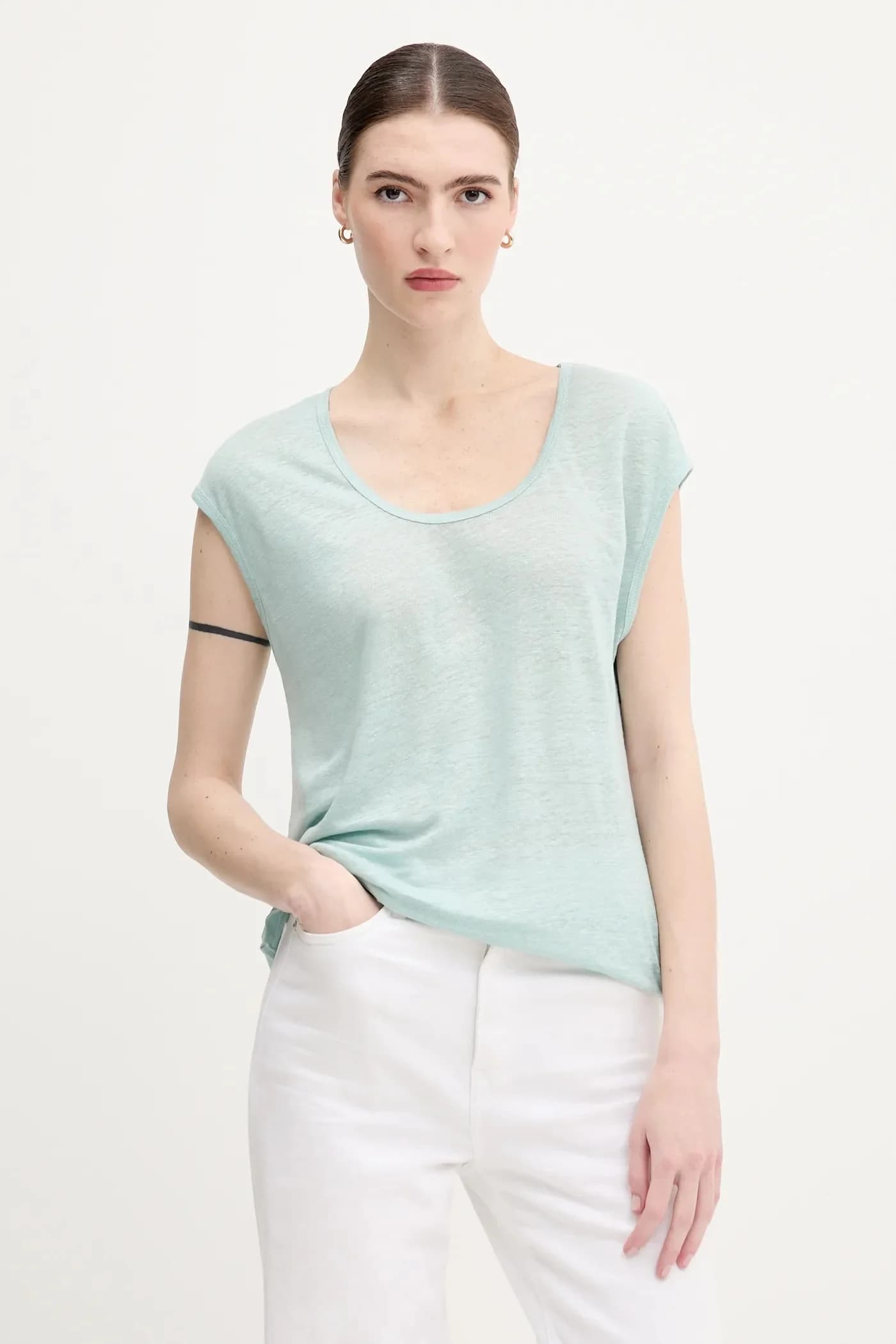 Льняная футболка