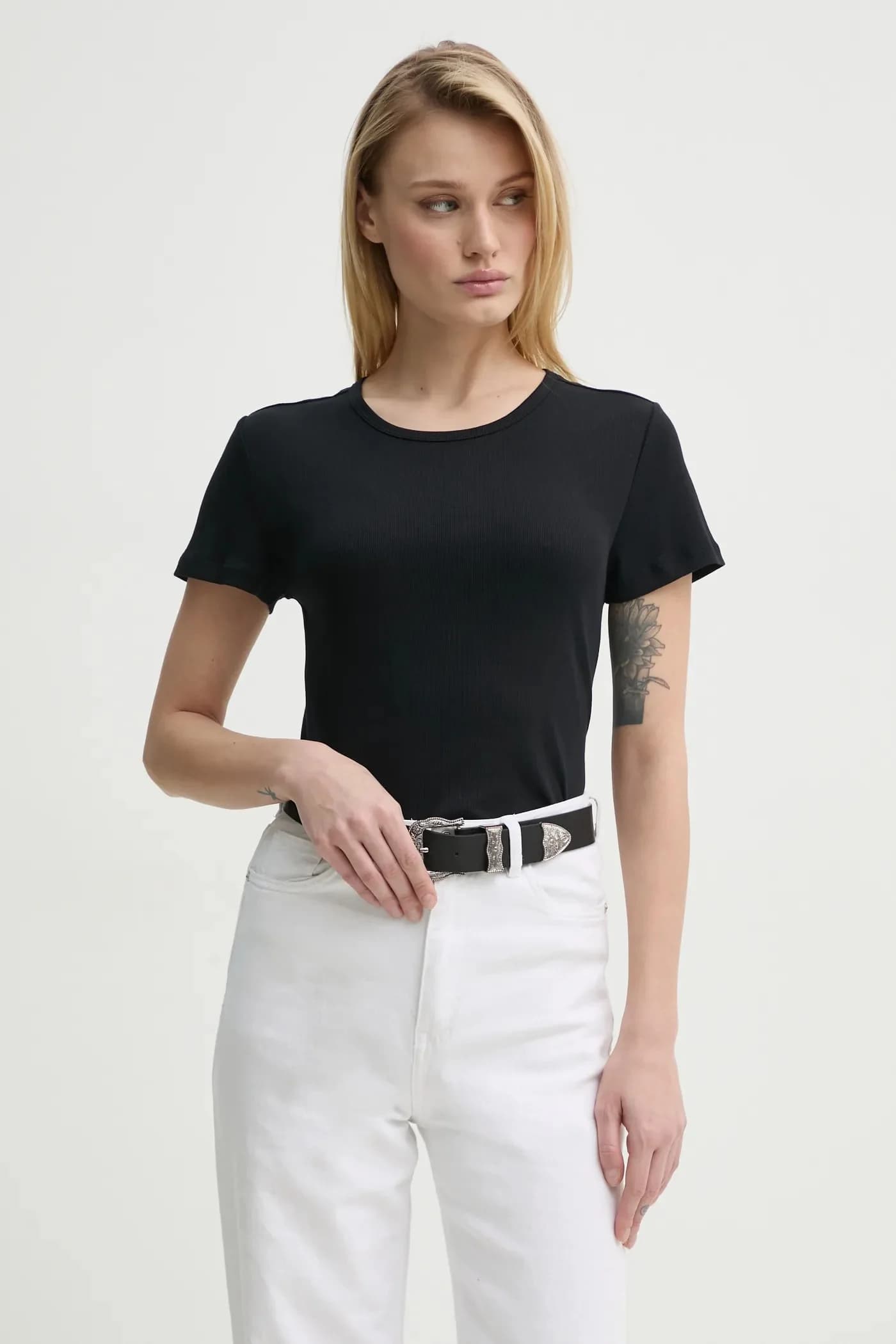 2 пары футболок