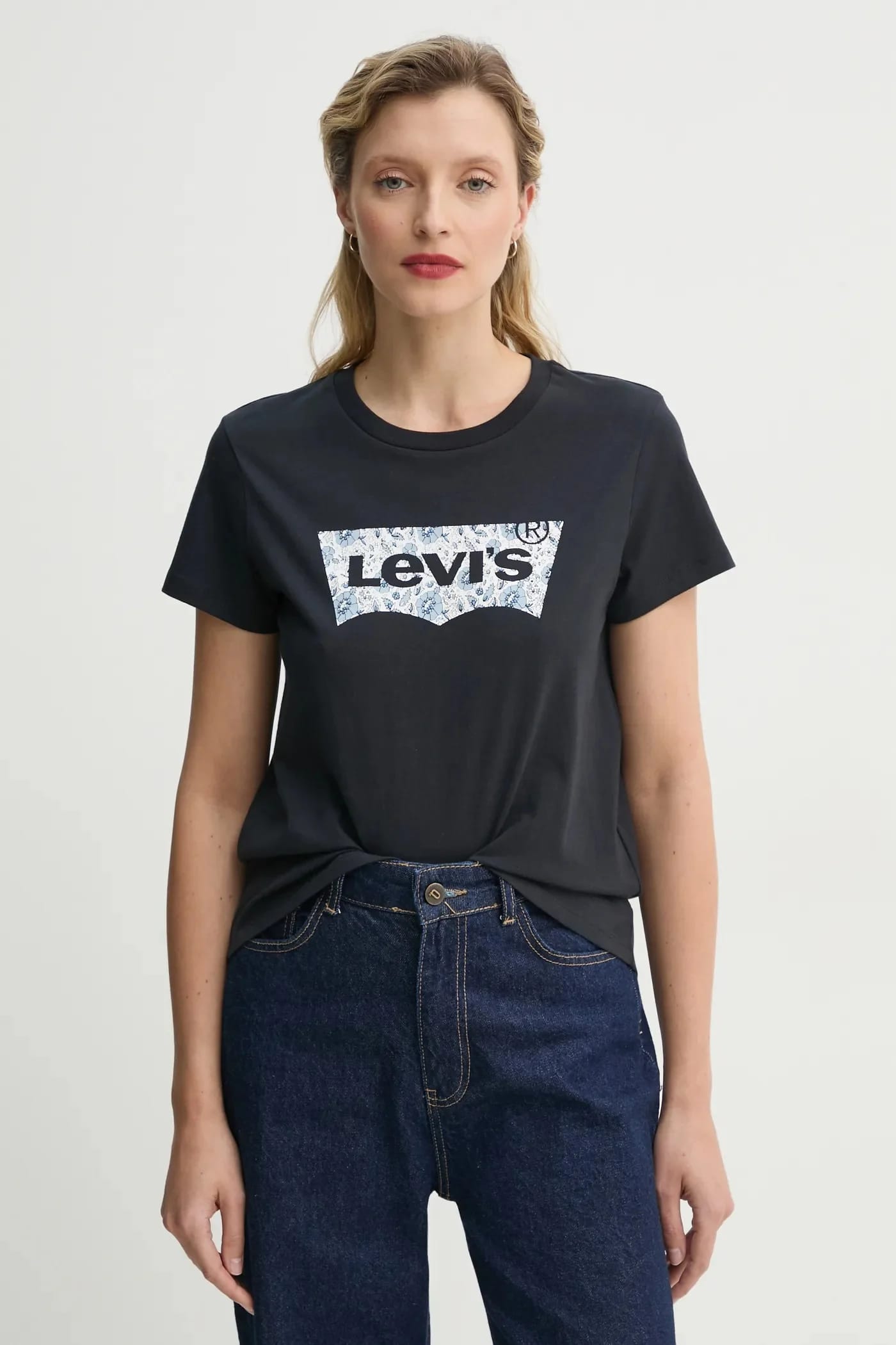 Футболка THE PERFECT TEE из хлопка черная для женщин