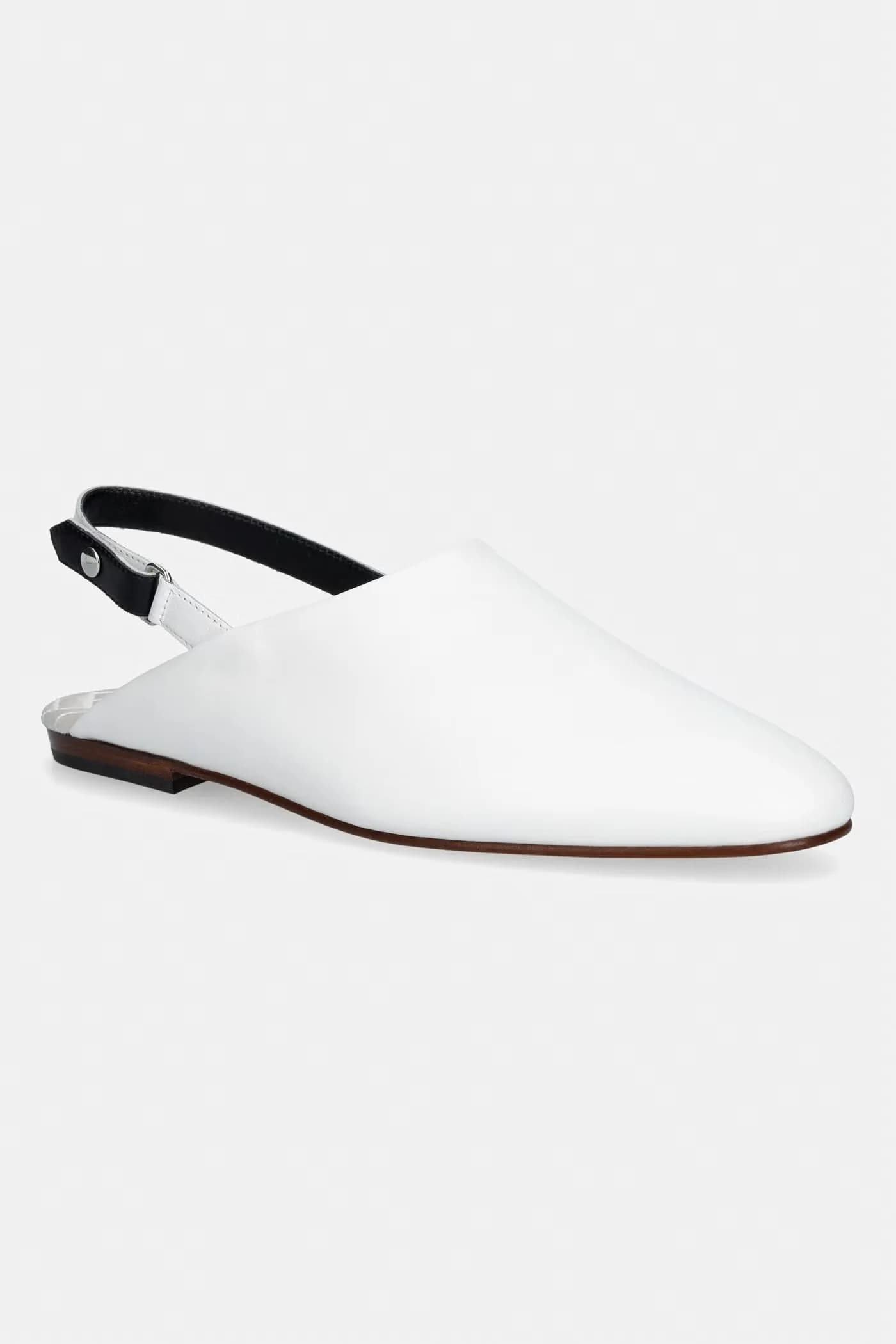 Кожаные балетки мюли