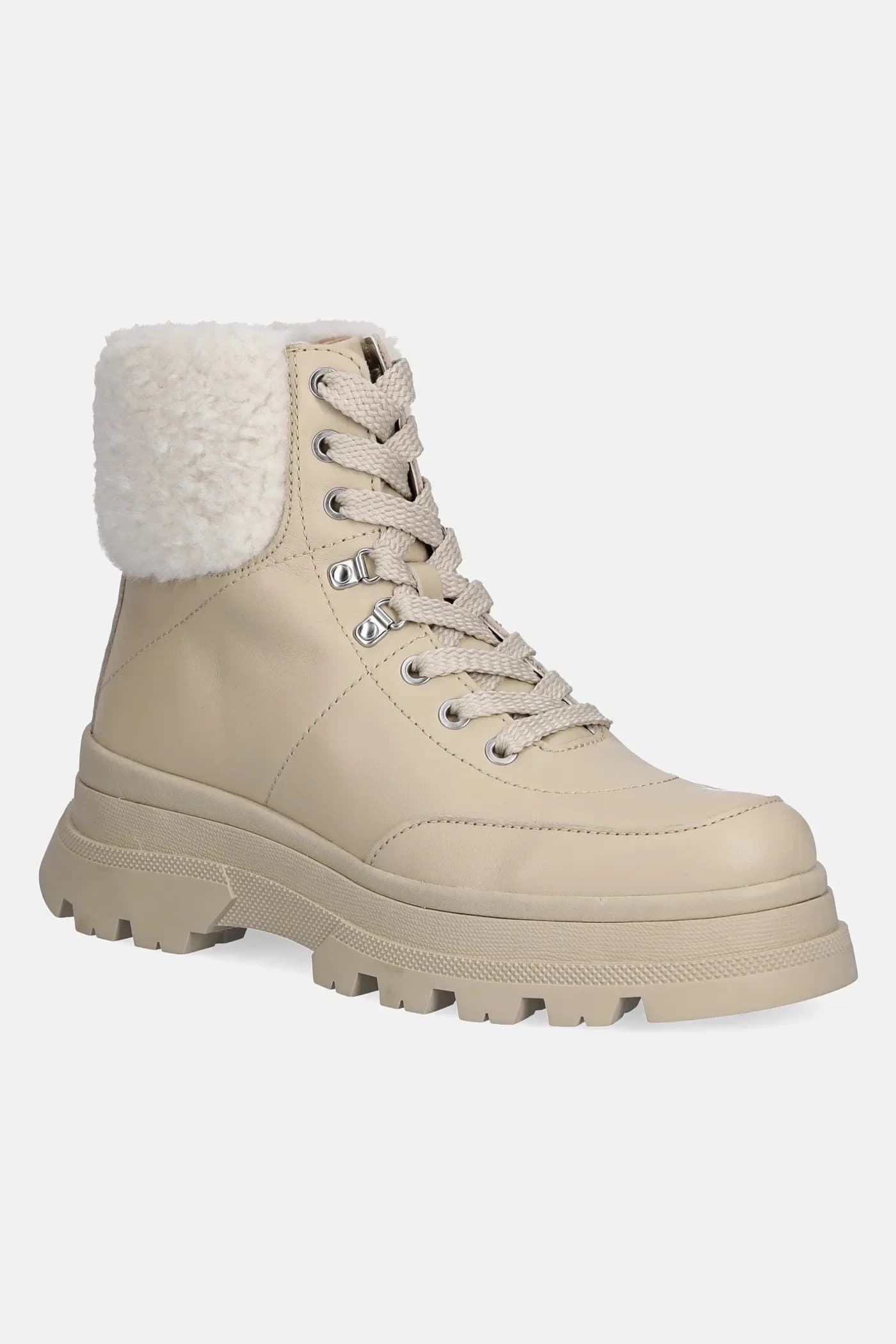 ботинки Foster